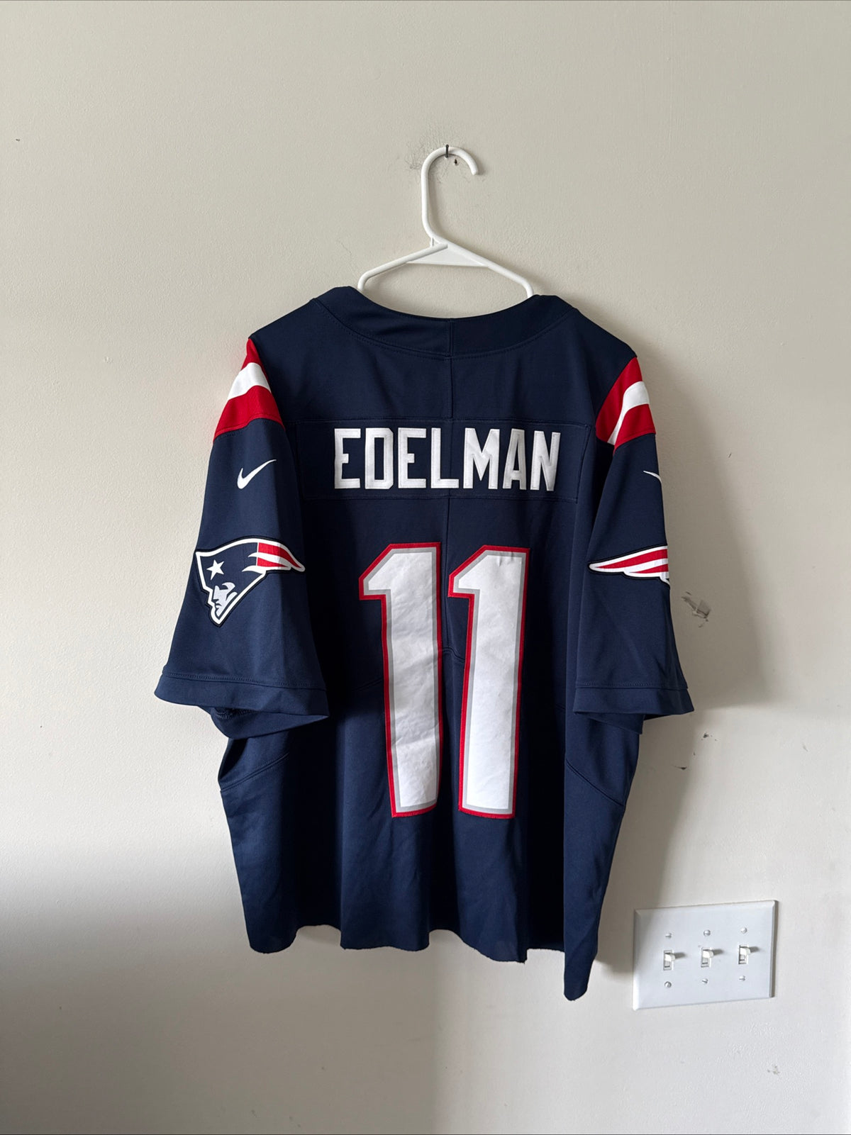 Men's Nike Julian Edelman #11 Patriots Vapor Lmtd NFL Jersey Sz 2XL - Cropped