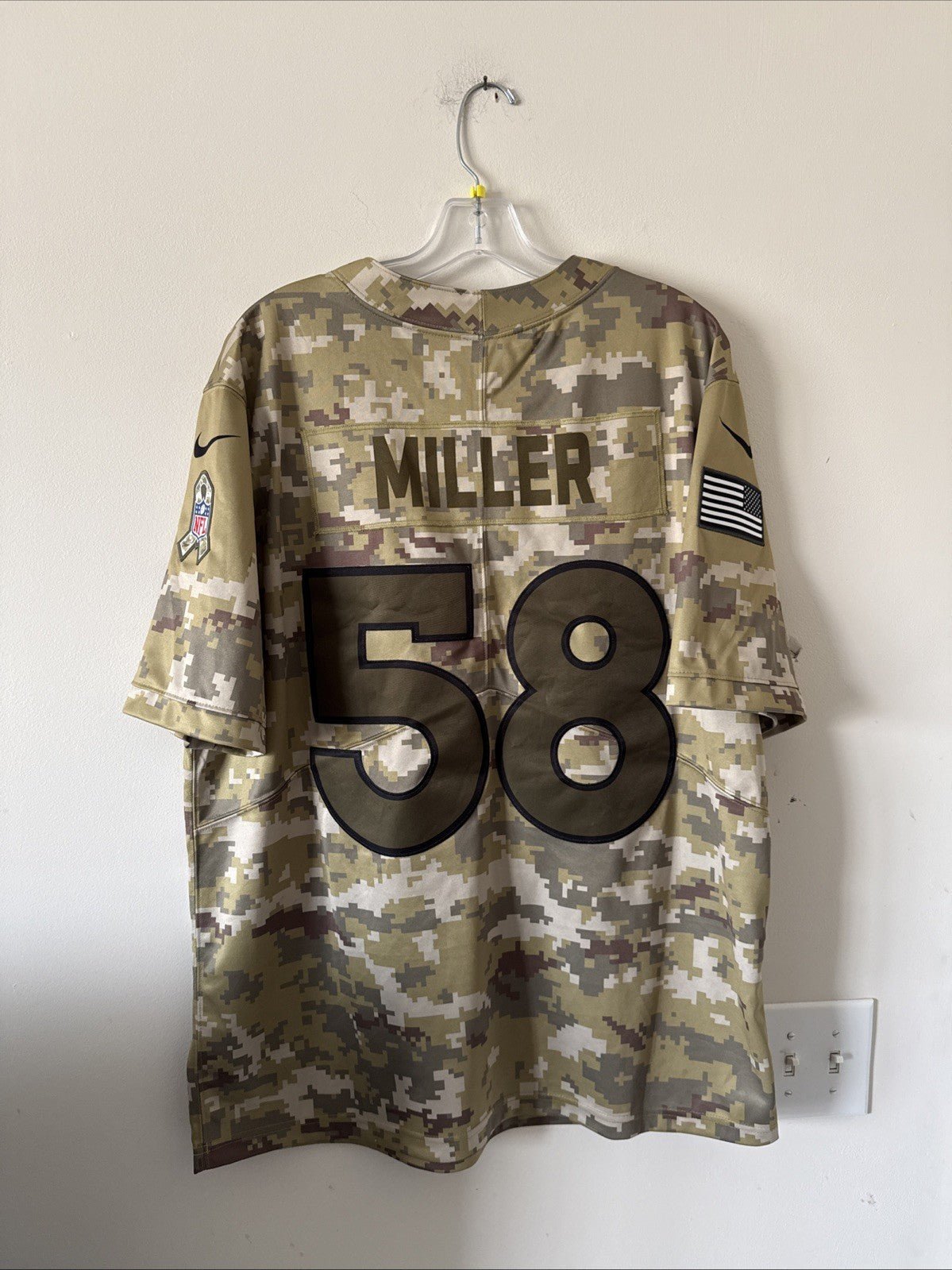 Men's Von Miller #58 Denver Broncos 2018 Salute To Service NFL Jersey Sz XL RARE - Kyle’s Football Cards