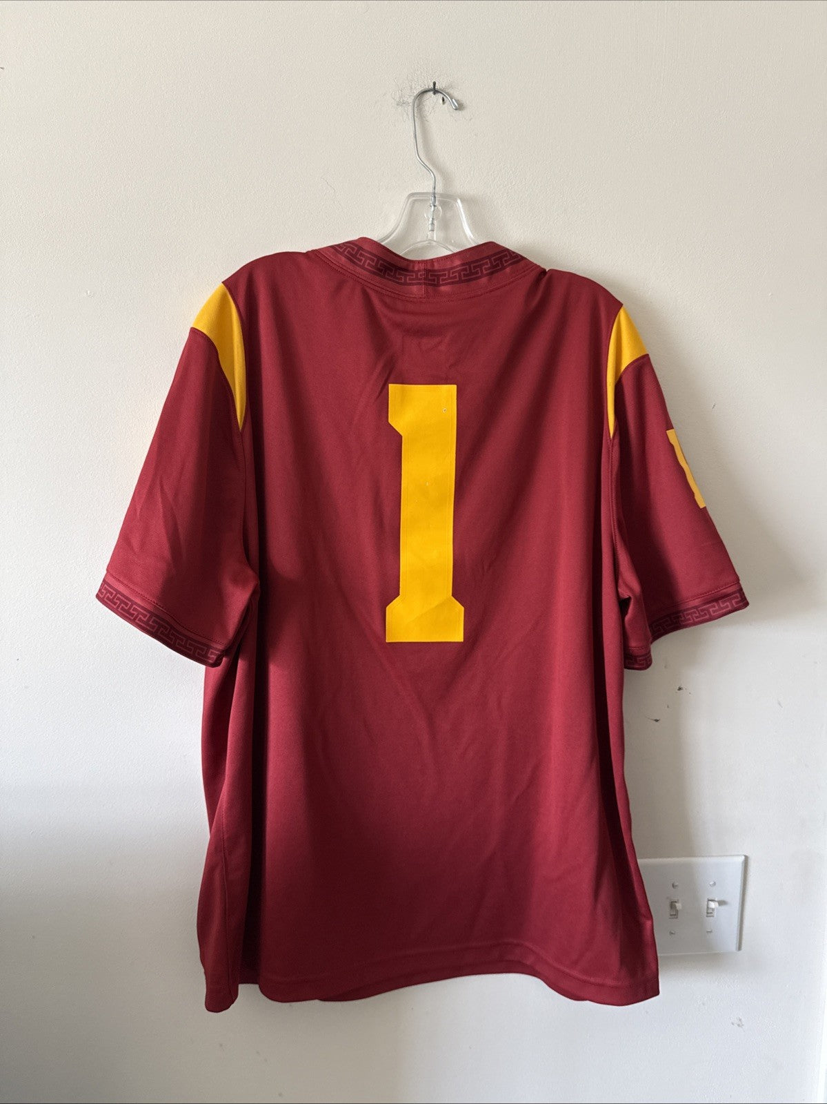 Men’s Nike USC Trojans #1 NCAA Football Dri Fit Jersey Sz XL - Red
