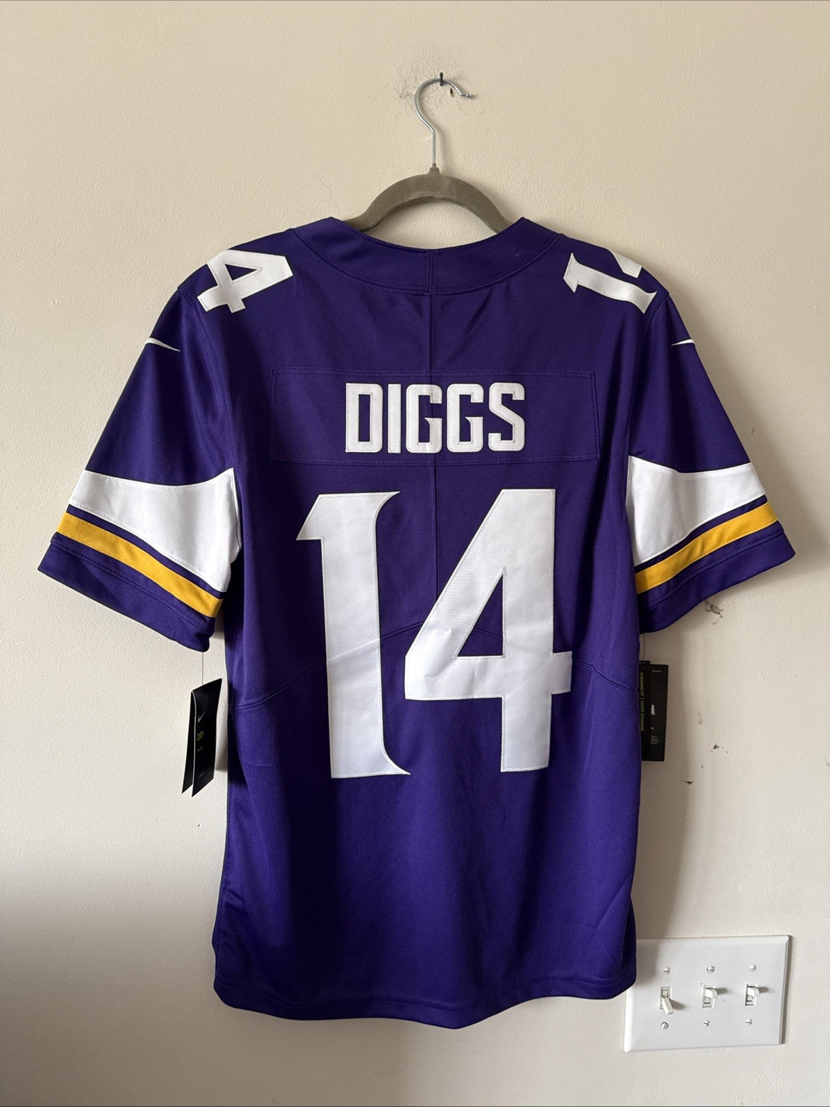 Men’s Nike Stefon Diggs #14 Minnesota Vikings Vapor Limited Jersey Sz S NWT RARE