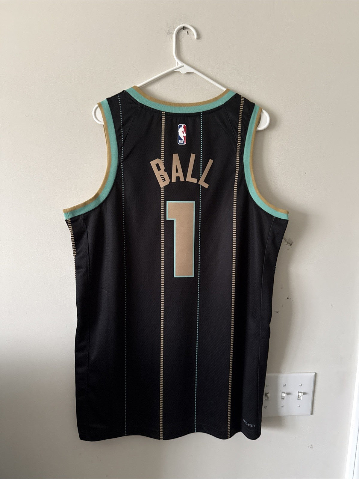 Men’s Jordan LaMelo Ball #1 Charlotte Hornets 2022/23 City Edition Jersey Sz 48