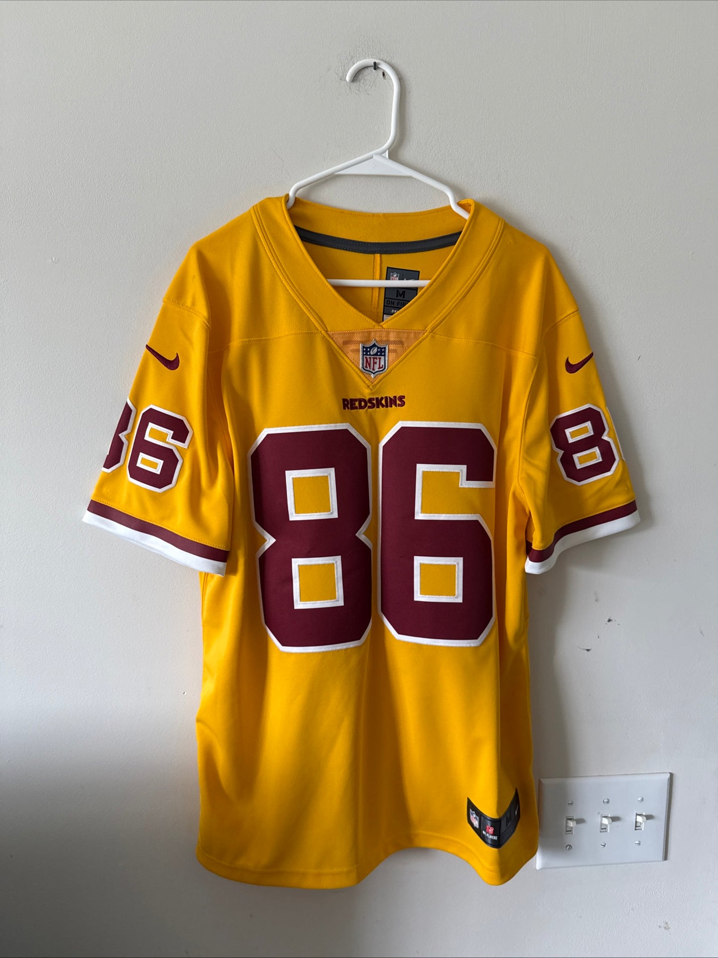 Men’s Nike Jordan Reed #86 Washington Redskins Vapor Lmtd Jersey Sz M Gold RARE