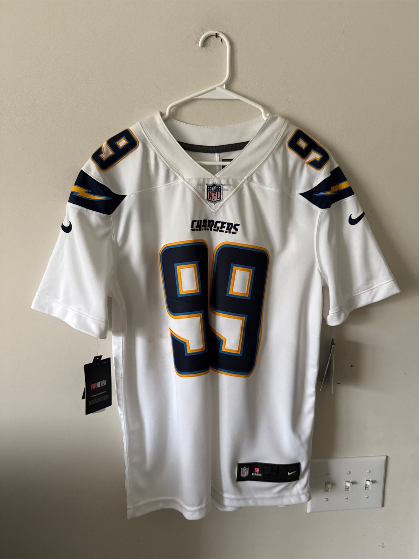 Men’s Nike Joey Bosa #99 LA Chargers Vapor Limited Jersey Sz M - White NWT RARE