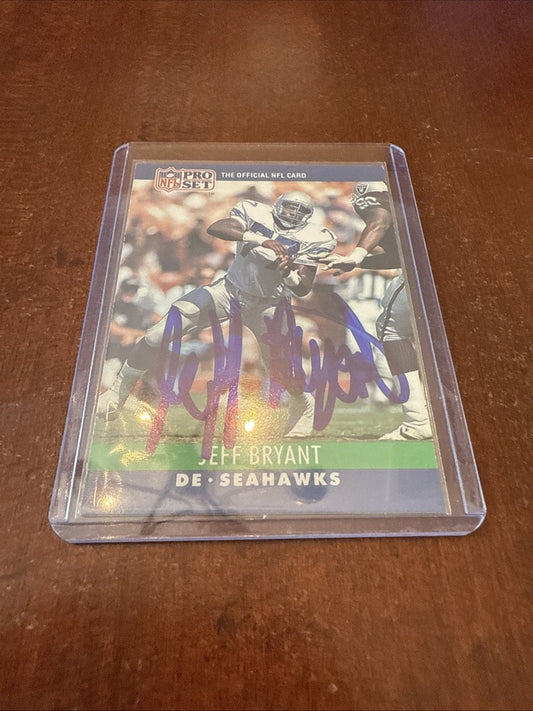 1990 NFL Pro Set Card #300 Seahawks Jeff Bryant Autograph - Kyle’s Football Cards