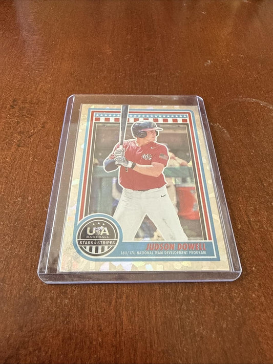 2025 USA Stars And Stripes Judson Dowell Cracked Ice /25 #131 - Kyle’s Football Cards