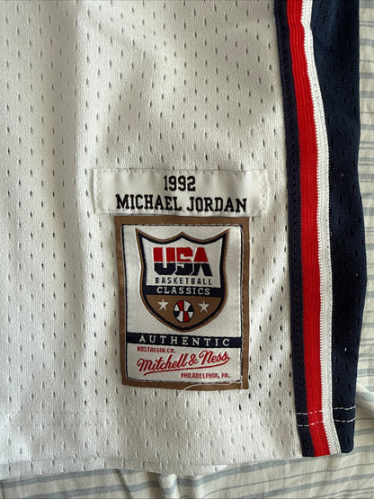Men’s Mitchell & Ness Michael Jordan #9 1992 Dream Team Jersey Sz L - NWT RARE