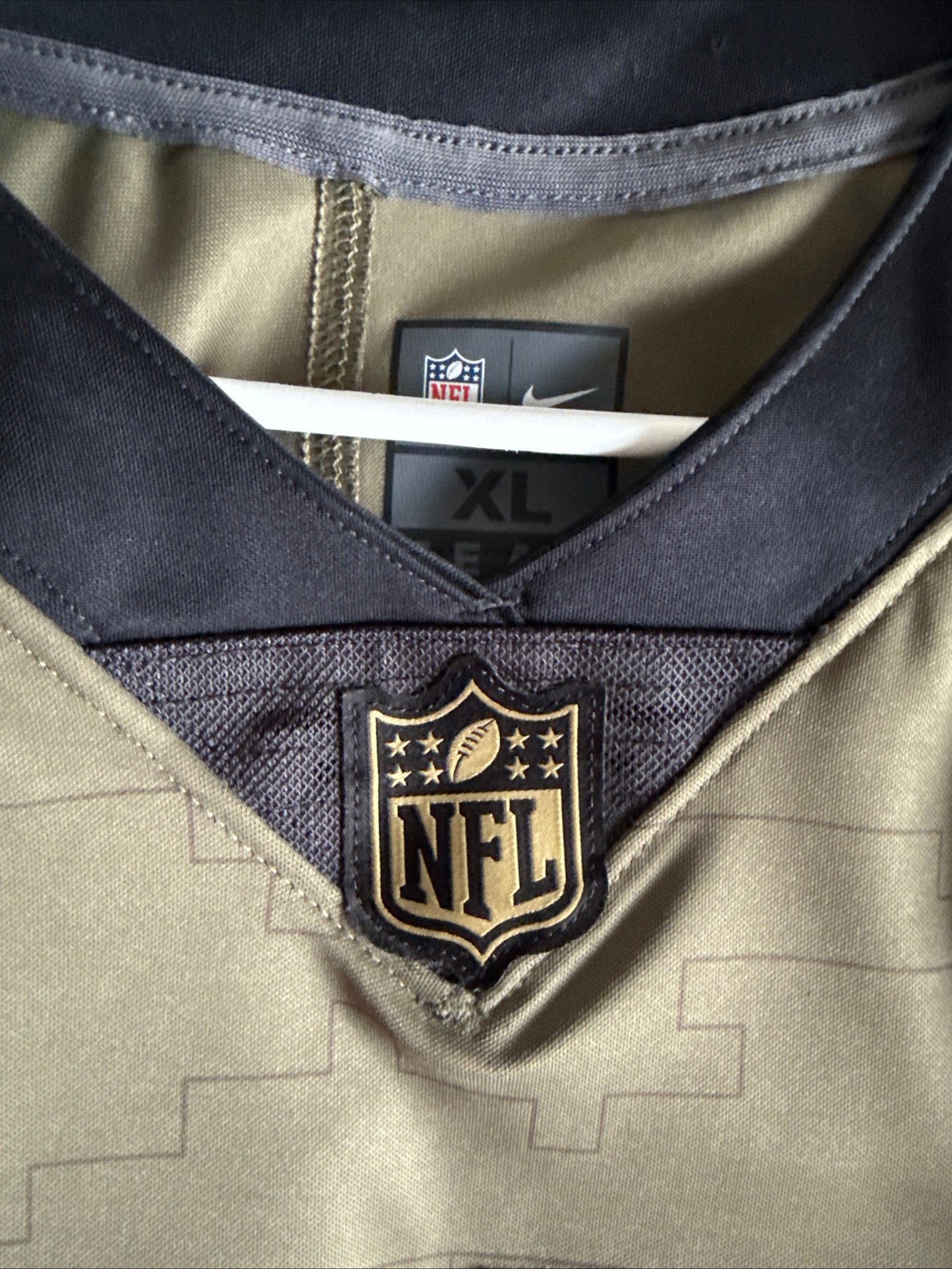 Men’s Nike Julio Jones #11 Atlanta Falcons Salute To Service Jersey Sz XL - RARE
