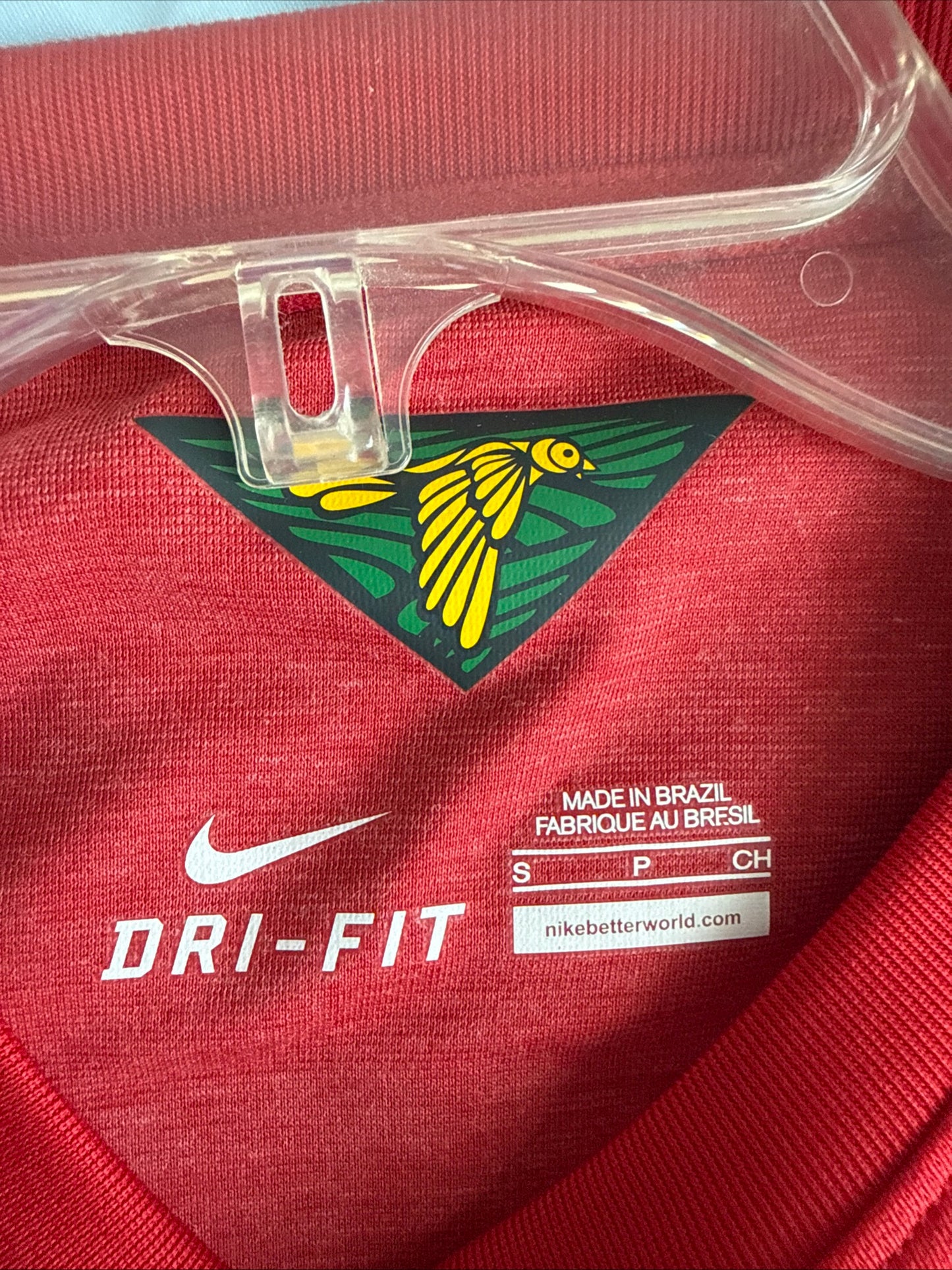 Men’s Nike Brazil 2014 Training Top Jersey Sz S - Red NWT RARE