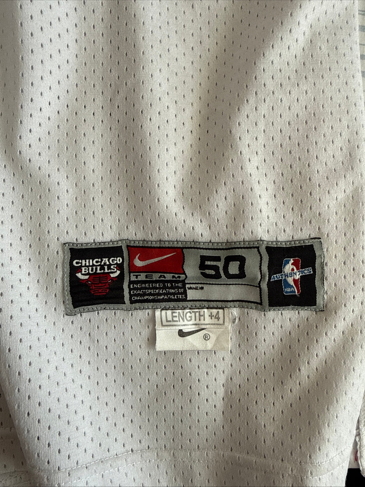 Men’s Nike Michael Jordan #23 97-98 Bulls NBA Finals Authentic Jersey Sz 50 RARE