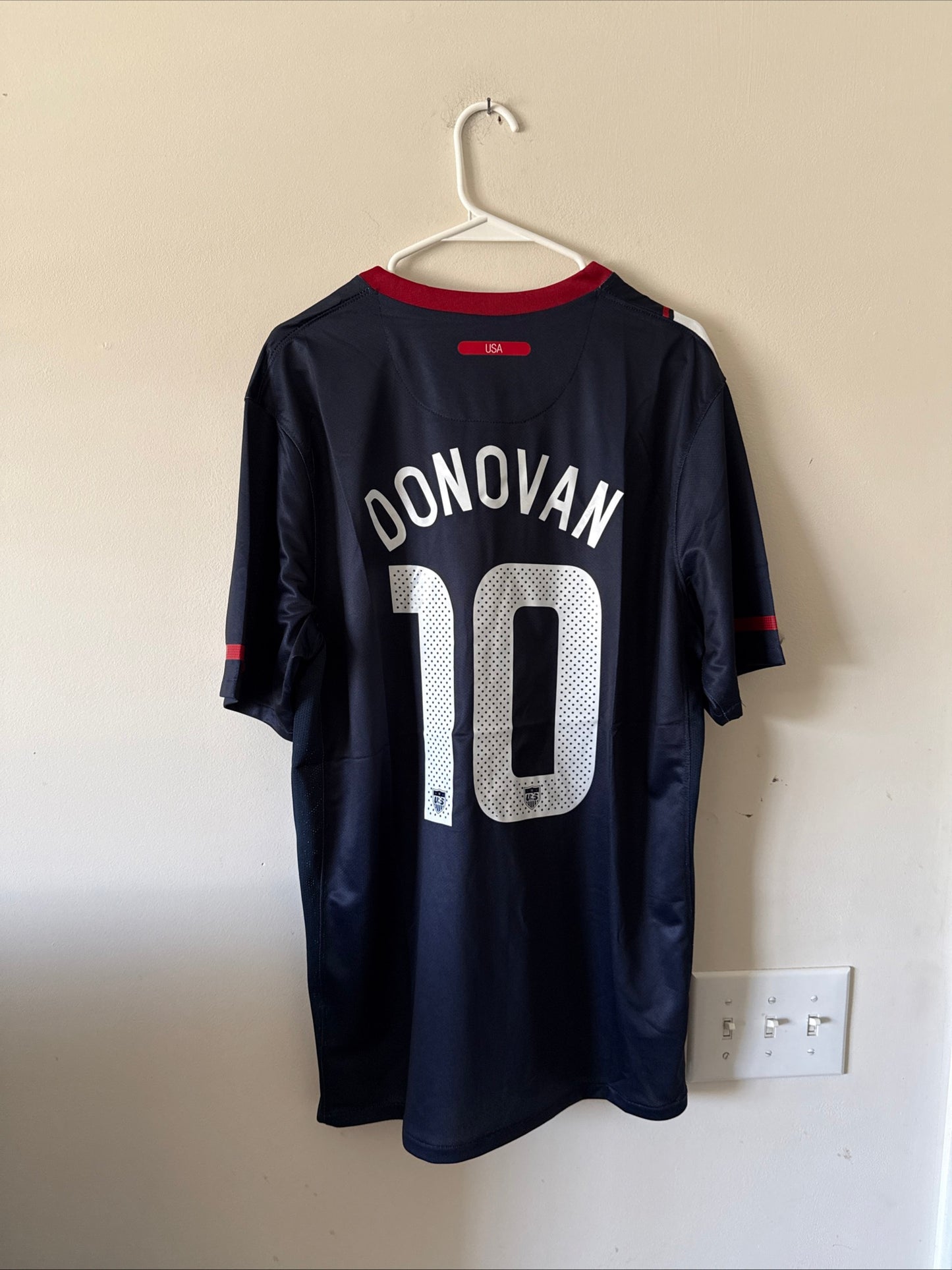 Men’s Nike Landon Donovan #10 USMNT 2010 World Cup Soccer Jersey Sz XL NWT RARE