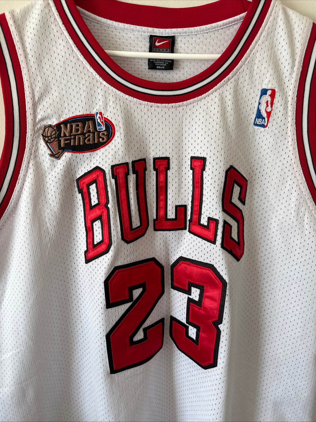 Men’s Nike Michael Jordan #23 97-98 Bulls NBA Finals Authentic Jersey Sz 50 RARE
