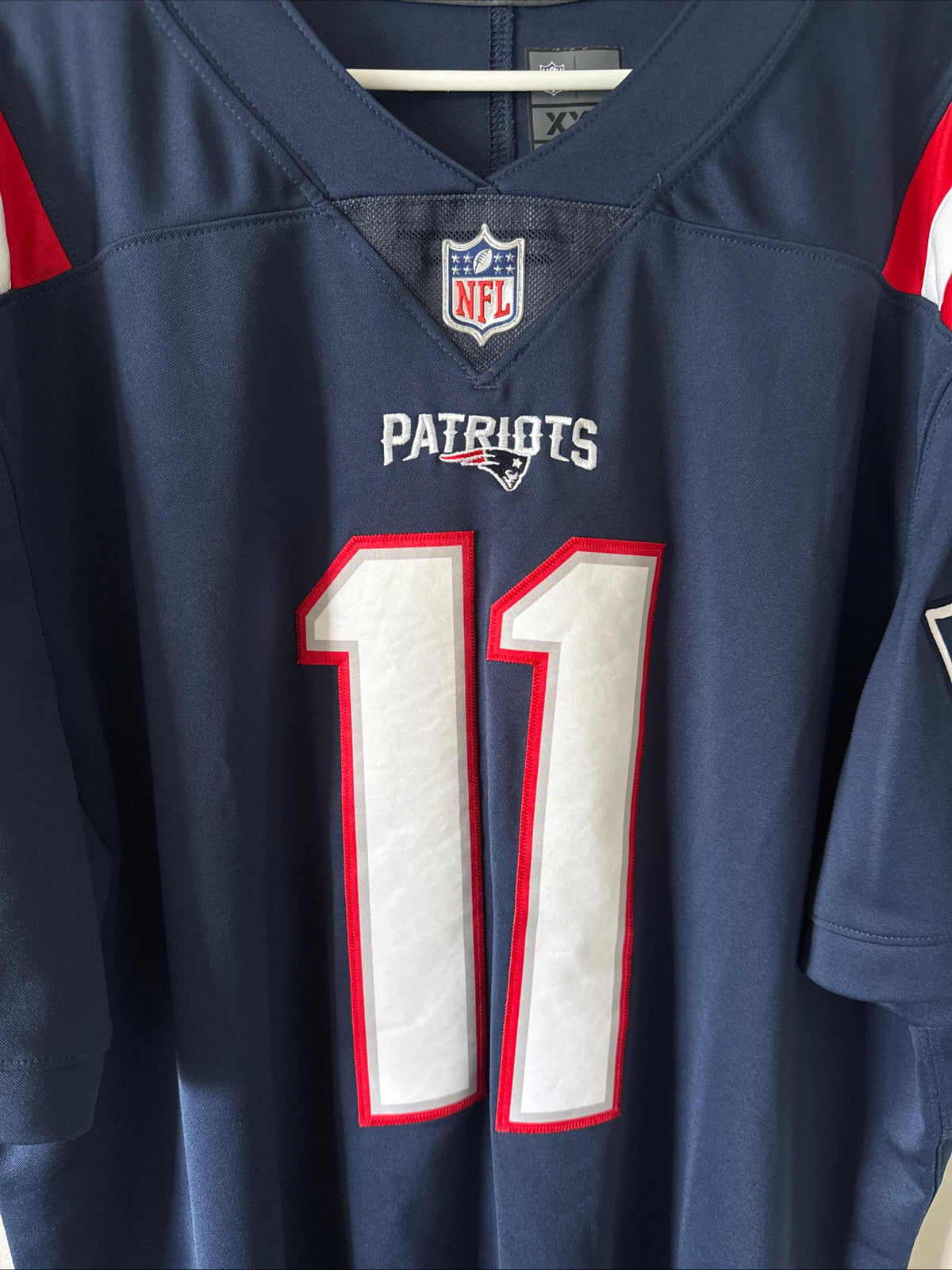 Men's Nike Julian Edelman #11 Patriots Vapor Lmtd NFL Jersey Sz 2XL - Cropped