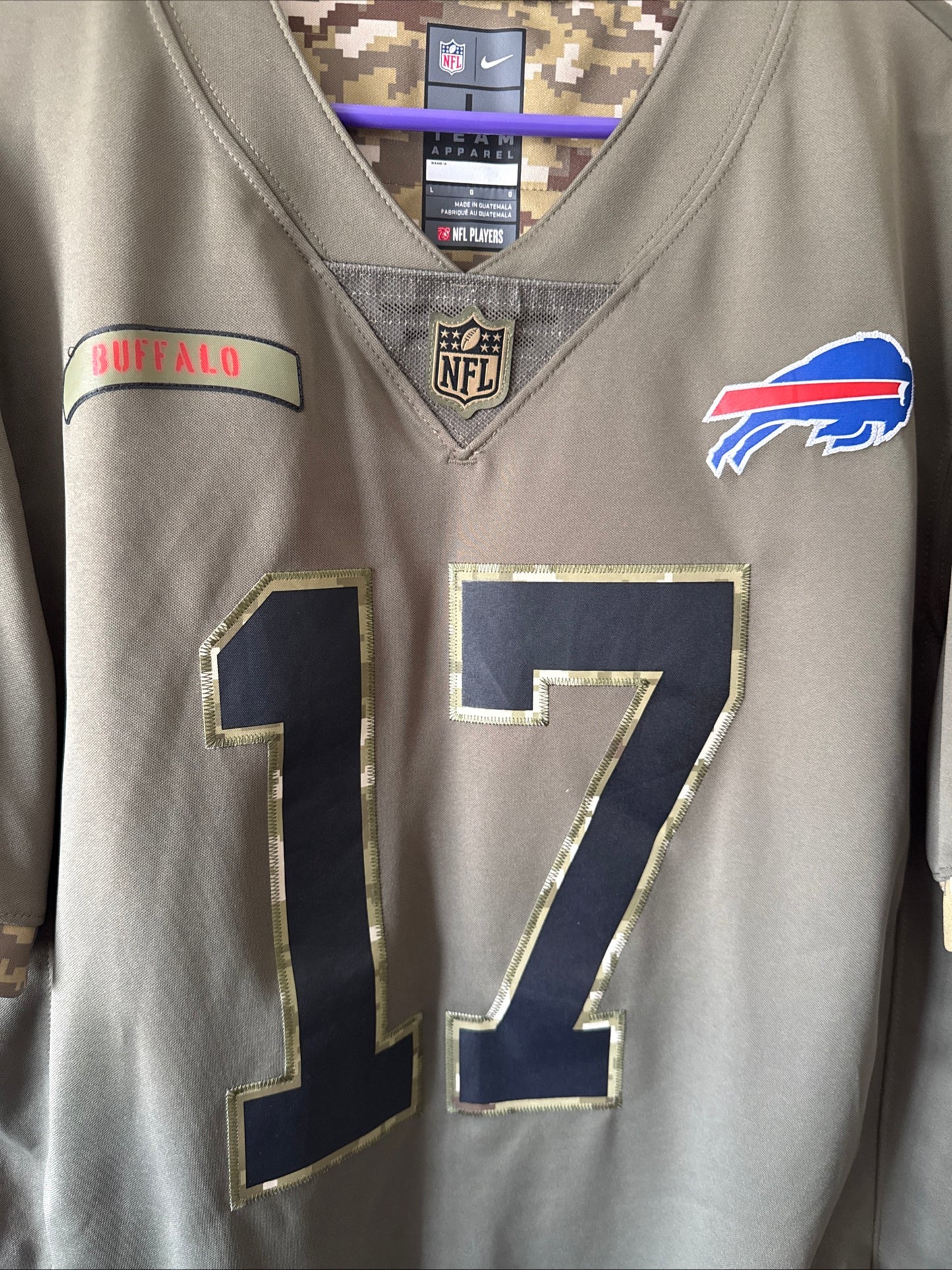 Men's Nike Josh Allen #17 Buffalo Bills Salute To Service Lmtd Jersey Sz L RARE