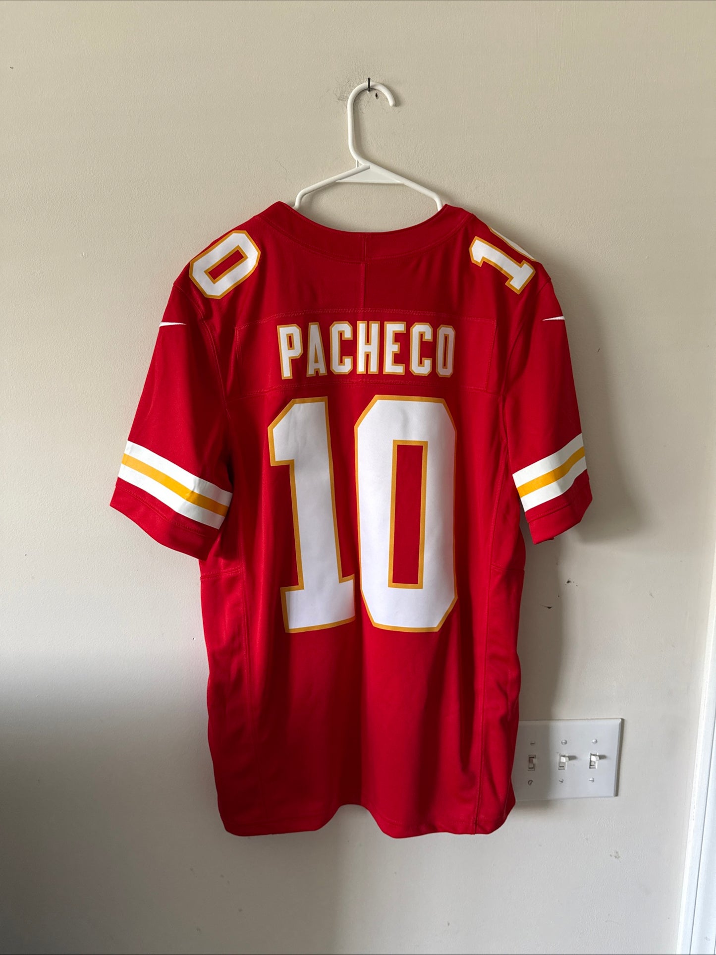 MEN’S NIKE ISIAH PACHECO #10 KANSAS CITY CHIEFS VAPOR LMTD JERSEY SZ L - RARE