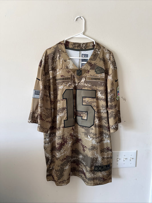 Men’s Nike Patrick Mahomes #15 Kansas City Chiefs Jersey Salute To Service Sz XL