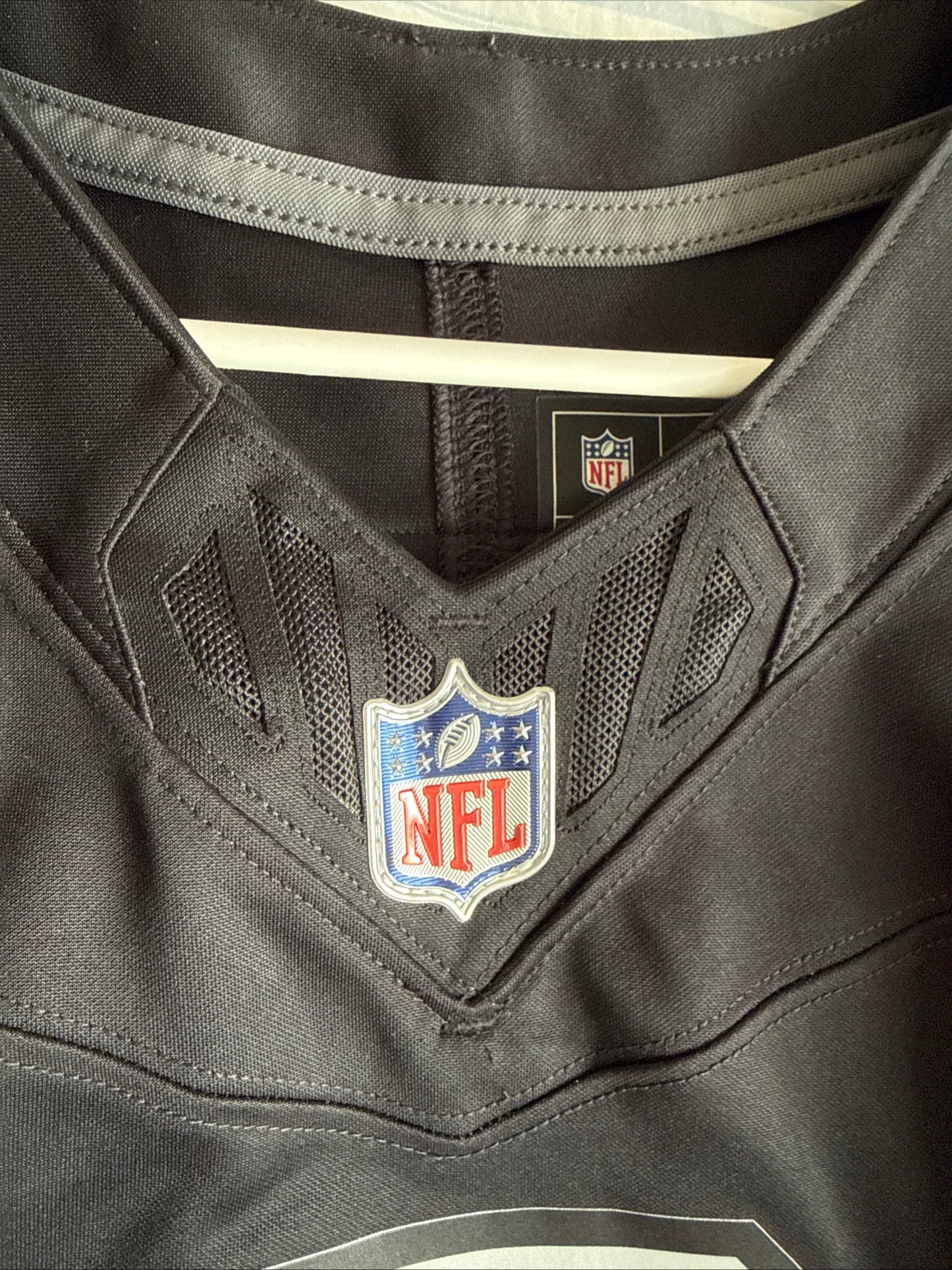 Men's Nike Josh Jacobs #8 Las Vegas Raiders Vapor Lmtd NFL Jersey Sz L - RARE