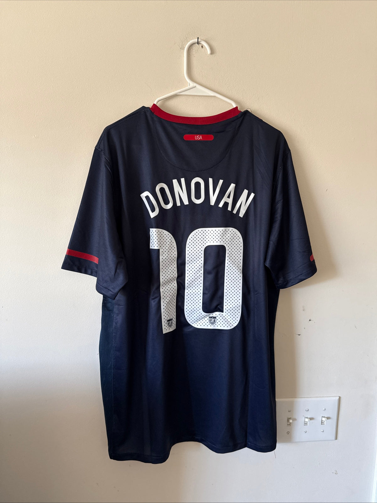 Men’s Nike Landon Donovan #10 USMNT 2010 World Cup Soccer Jersey Sz XL NWT - RARE