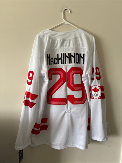 MEN’S BAUER NATHAN MACKINNON #29 TEAM CANADA 2026 OLYMPIC JERSEY SZ XL NWT RARE