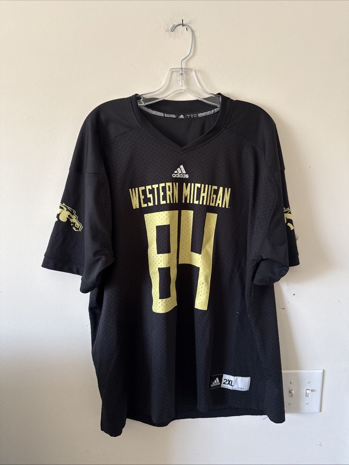 Men’s adidas Corey Davis 84 Western Michigan Broncos NCAA Jersey Sz 2XL - RARE - Kyle’s Football Cards