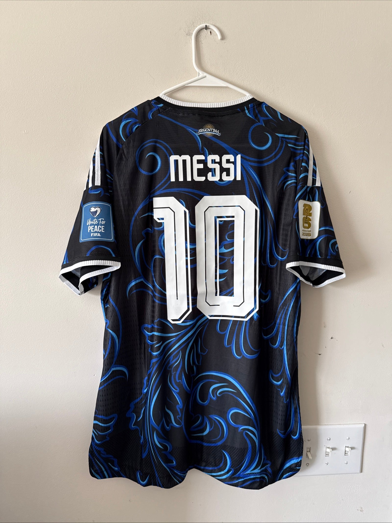 Men's adidas Lionel Messi 10 Argentina National Team 2026 Away Jersey Sz XL NWT - Kyle’s Football Cards