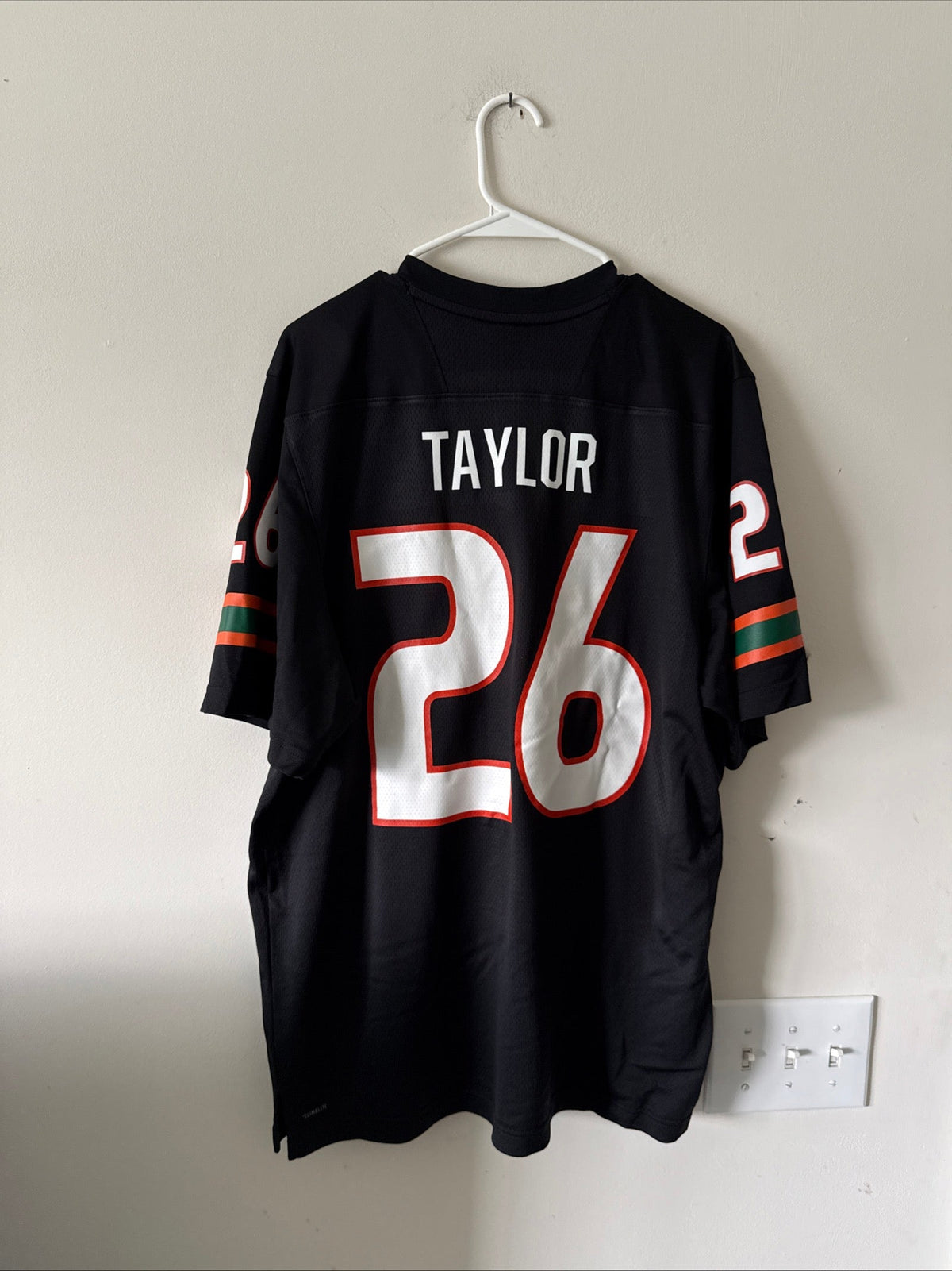 Men's adidas Sean Taylor 26 Miami Hurricanes NCAA Jersey Sz XL - NWT RARE - Kyle’s Football Cards