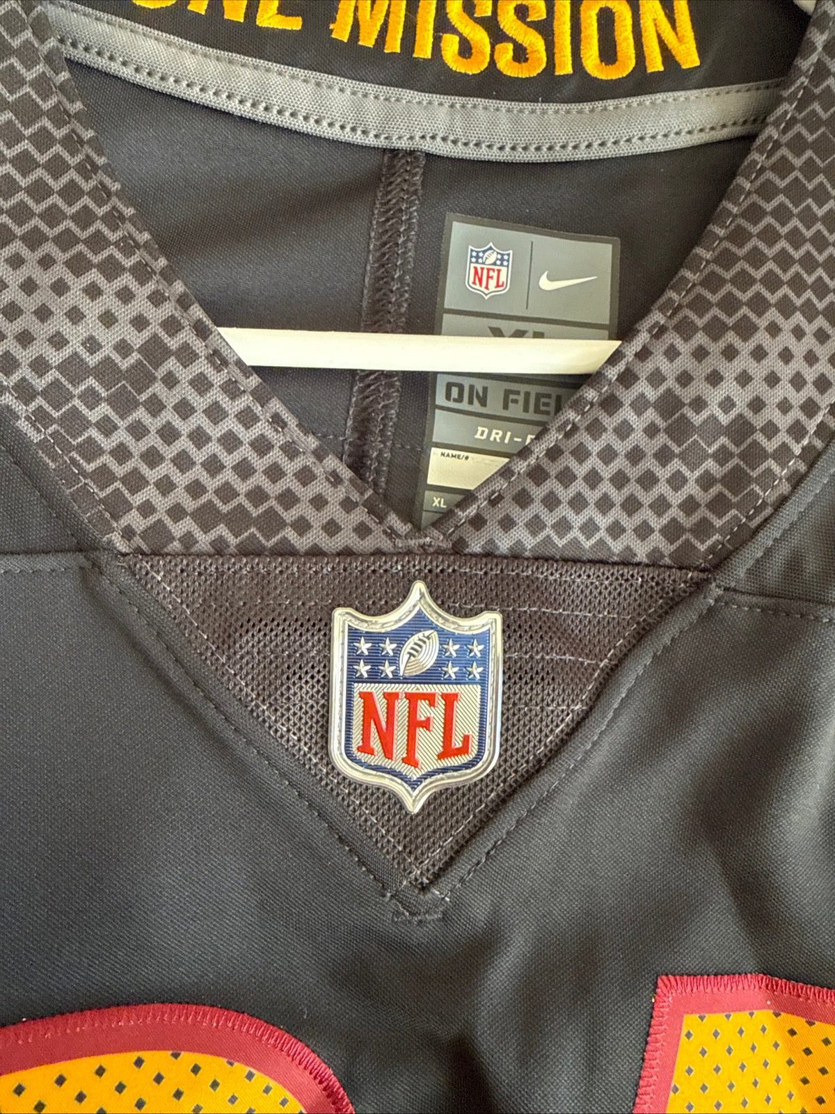 Men's Antonio Gibson #24 Washington Commanders Alt Vapor Lmtd Jersey Sz XL RARE - Kyle’s Football Cards