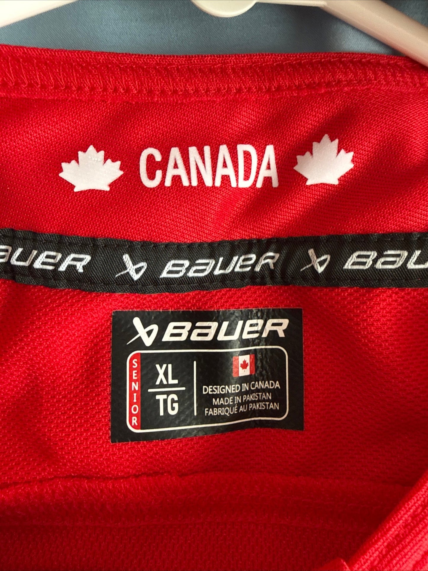 Men’s Bauer Cale Makar 8 Team Canada 2026 Winter Olympics Jersey Sz XL - RARE - Kyle’s Football Cards