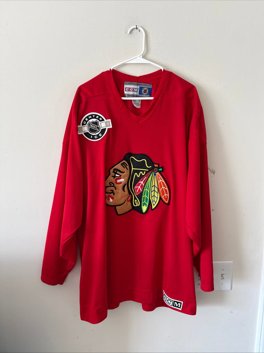 Men’s CCM Chicago Blackhawks NHL Center Ice Practice Jersey Sz XL - Red RARE - Kyle’s Football Cards