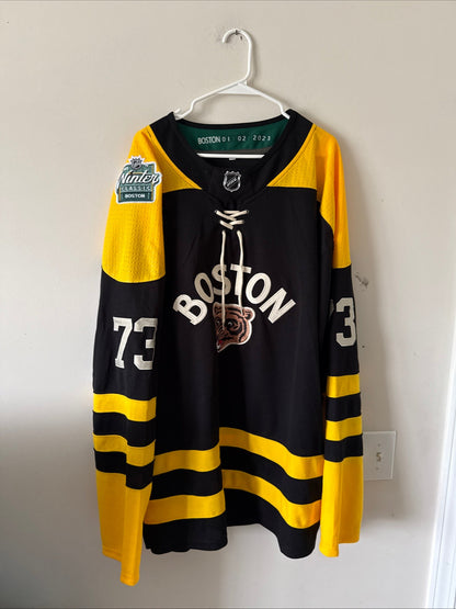 MEN’S CHARLIE McAVOY 73 BOSTON BRUINS 2023 WINTER CLASSIC JERSEY SZ 2XL - RARE - Kyle’s Football Cards