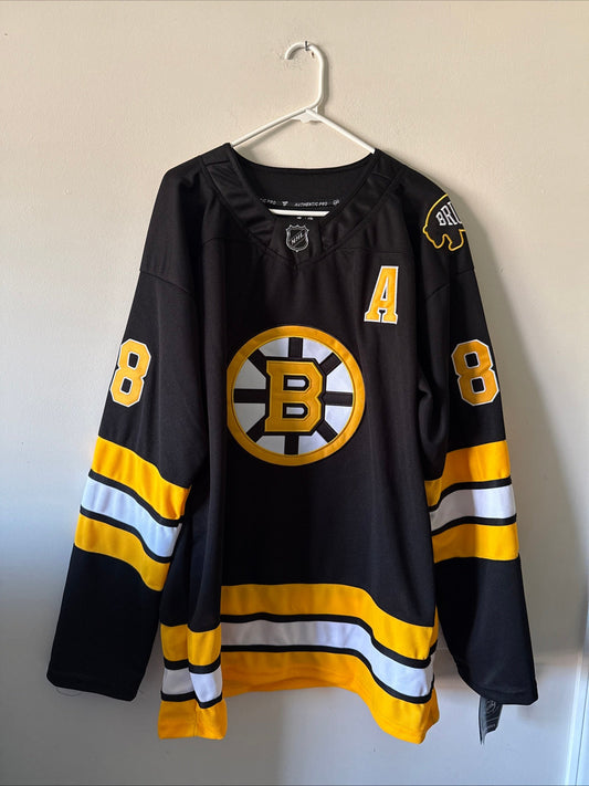 Men’s Fanatics Authentic Pro David Pastrnak 88 Boston Bruins Jersey Sz 54 NWT - Kyle’s Football Cards