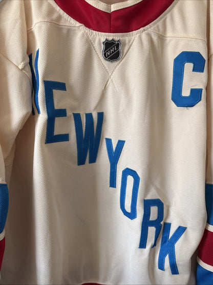 Men’s Fanatics JT Miller 8 NY Rangers 2026 Winter Classic Jersey Sz 54 - RARE - Kyle’s Football Cards