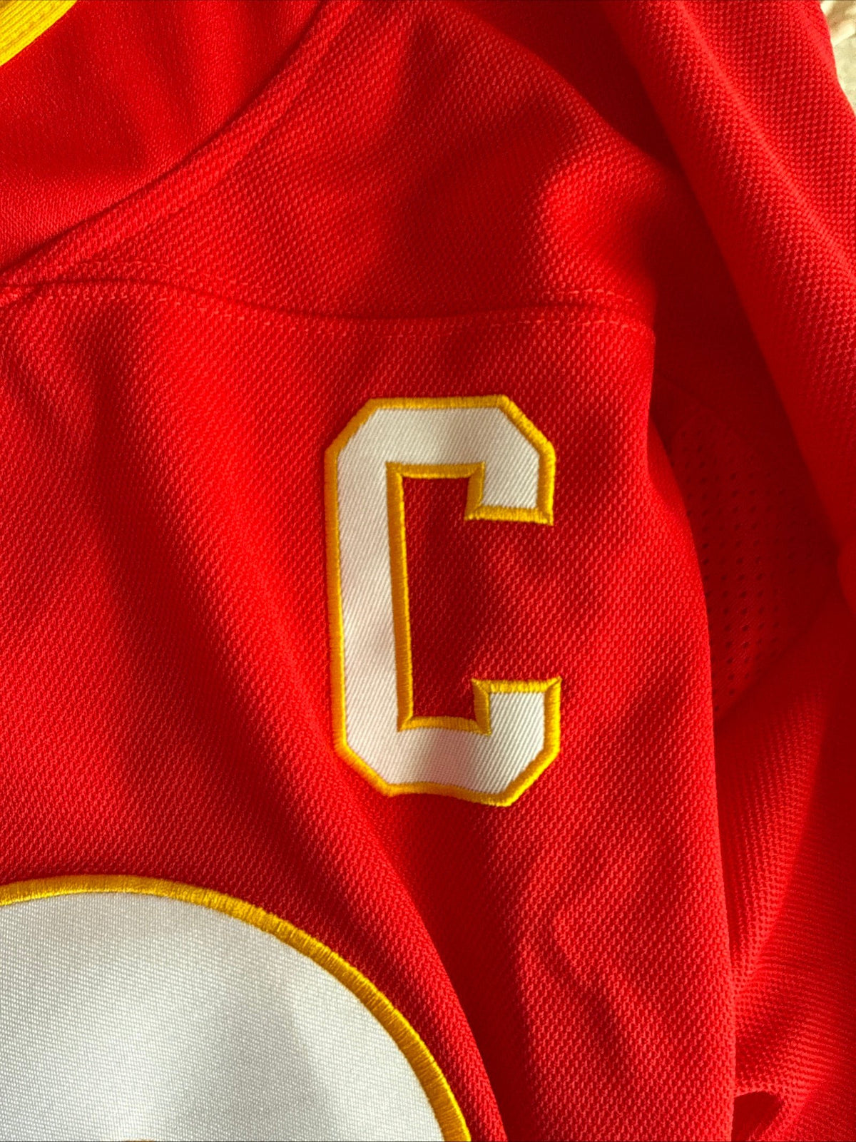 MEN’S FANATICS MIKAEL BACKLUND #11 CALGARY FLAMES HOME NHL JERSEY SZ 54 - RARE - Kyle’s Football Cards
