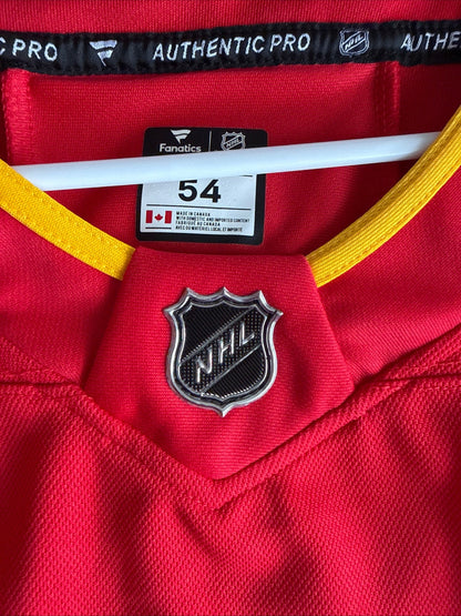 MEN’S FANATICS MIKAEL BACKLUND #11 CALGARY FLAMES HOME NHL JERSEY SZ 54 - RARE - Kyle’s Football Cards