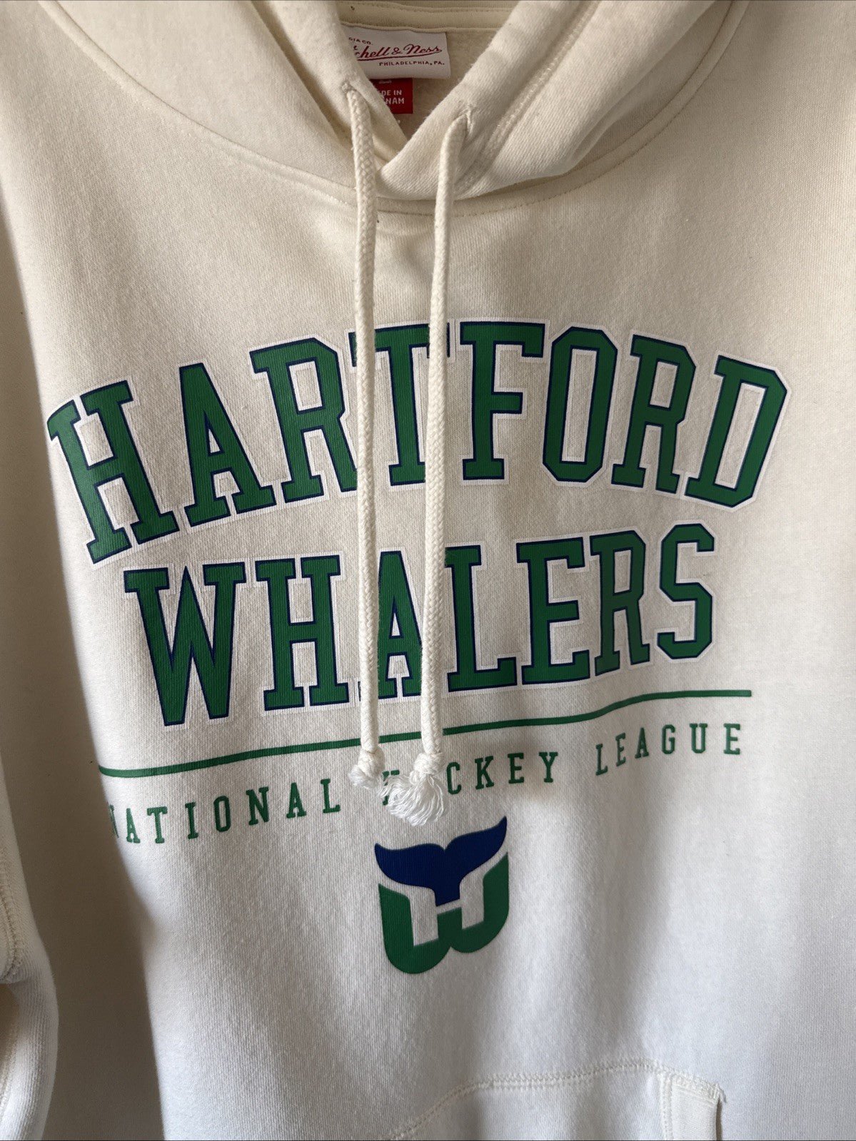 Men’s Mitchell & Ness Hartford Whalers Cream Walk - Off Fleece Hoodie Sz L - RARE - Kyle’s Football Cards