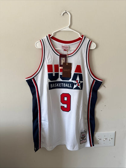 Men’s Mitchell & Ness Michael Jordan 9 1992 Dream Team Jersey Sz L - NWT RARE - Kyle’s Football Cards