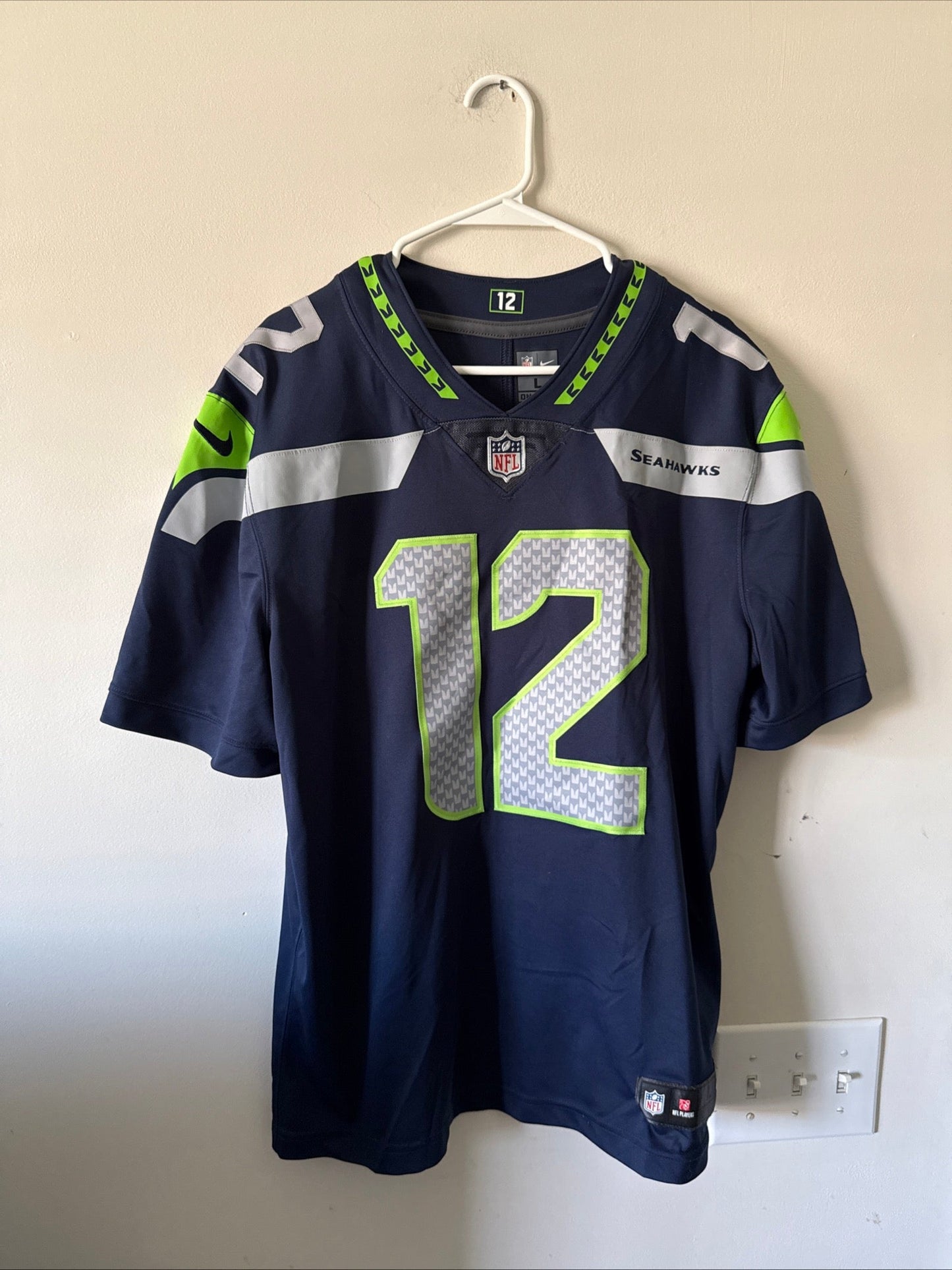 Men’s Nike 12th Fan 12 Seattle Seahawks Vapor Lmtd NFL Jersey Sz L - Navy RARE - Kyle’s Football Cards