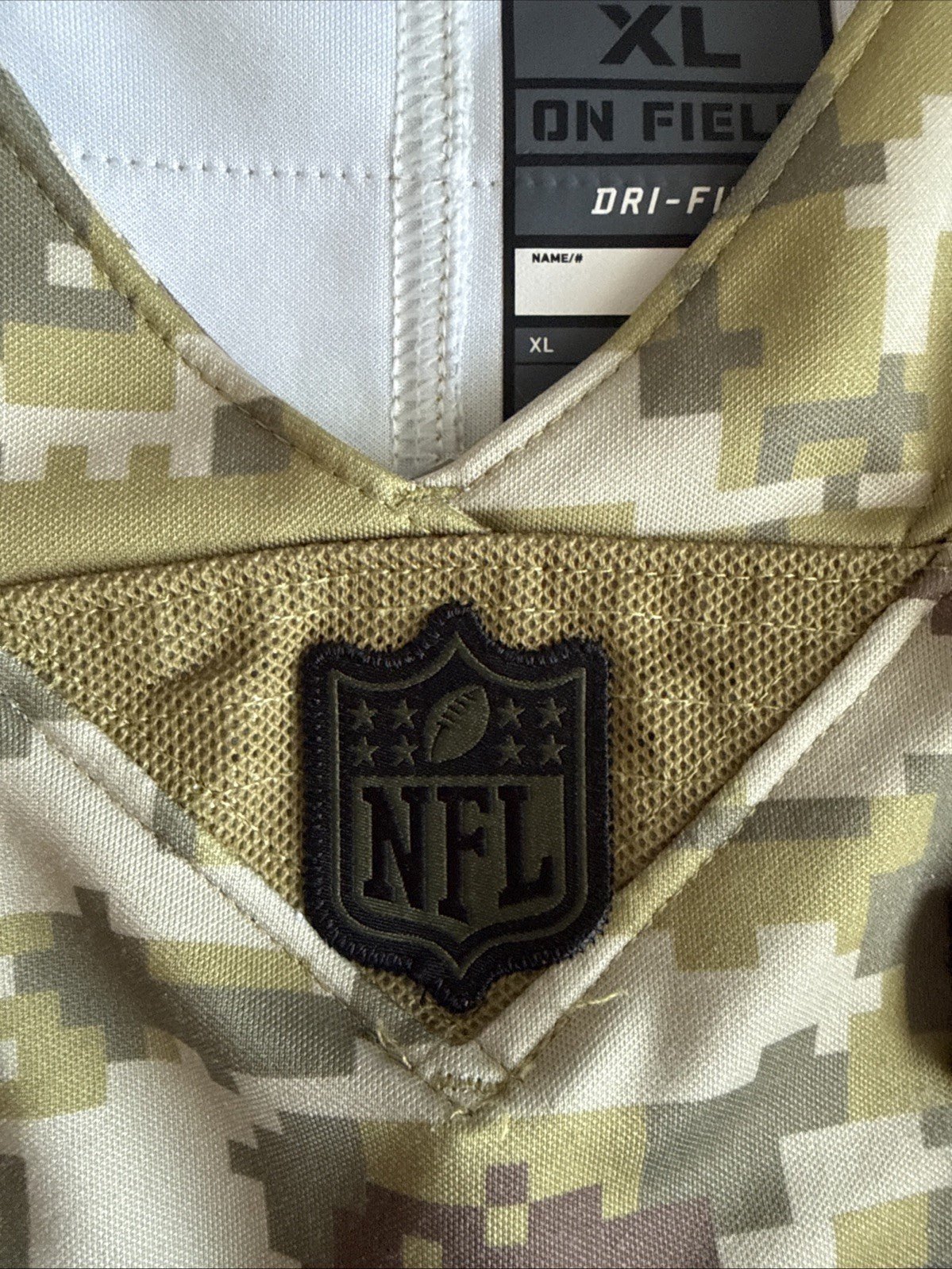 Men’s NIKE A.J. Green 18 Cincinnati Bengals SALUTE TO SERVICE Jersey Sz XL RARE - Kyle’s Football Cards