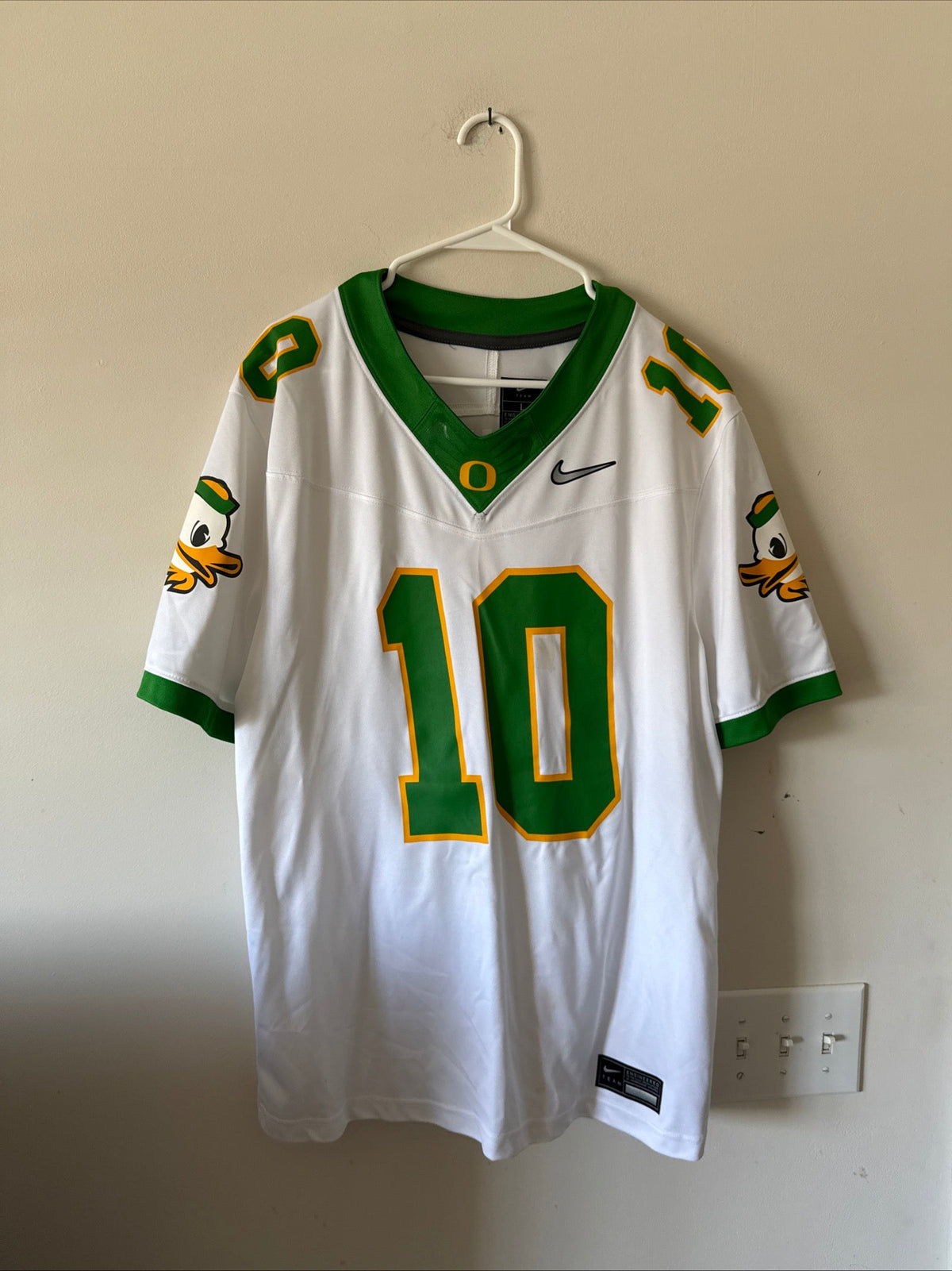 Men’s Nike Bo Nix #10 Oregon Ducks NCAA Jersey Sz L - White RARE - Kyle’s Football Cards