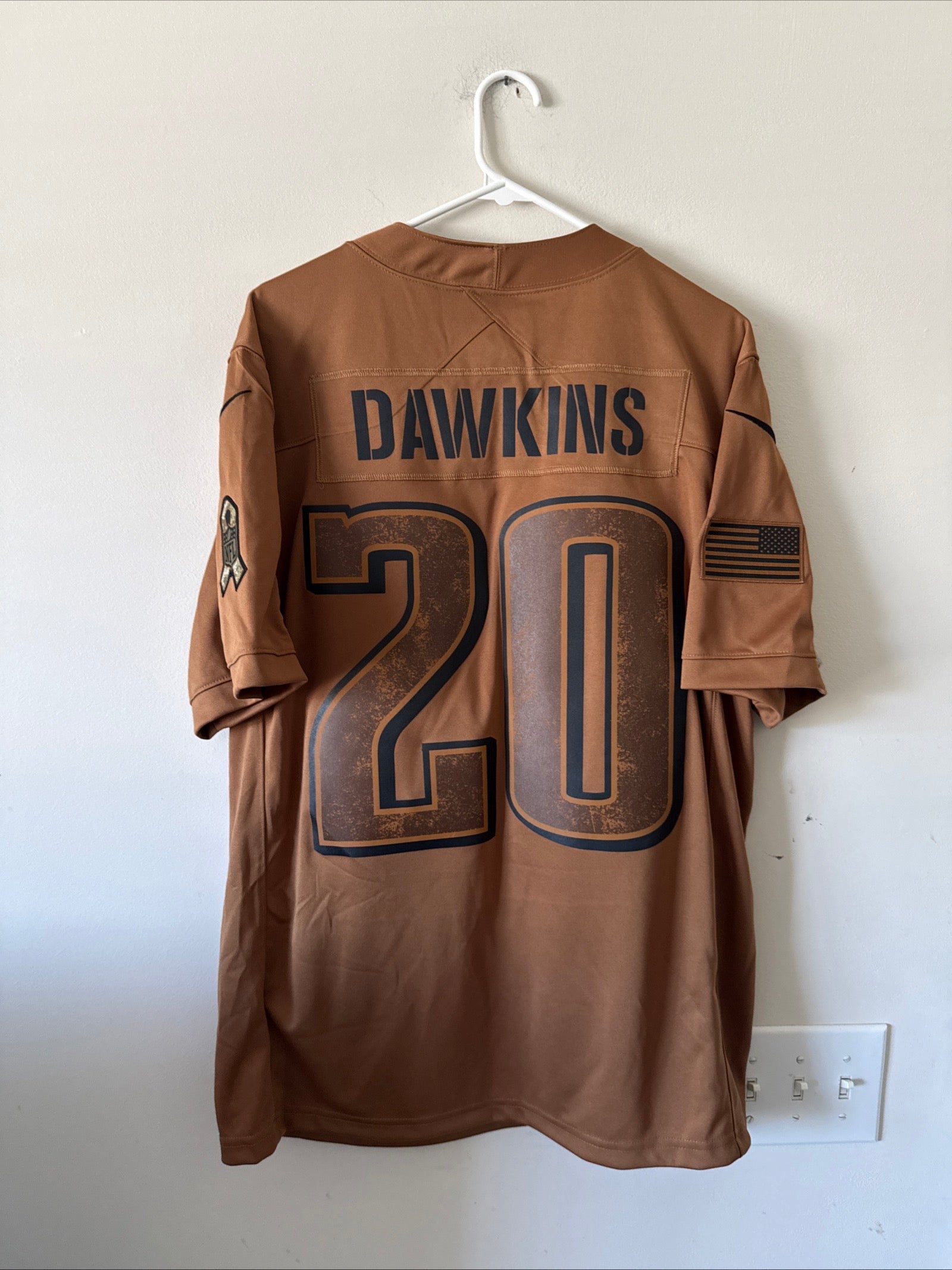 Men's Nike Brian Dawkins 20 Eagles Salute To Service NFL Jersey Sz L - NWT RARE - Kyle’s Football Cards