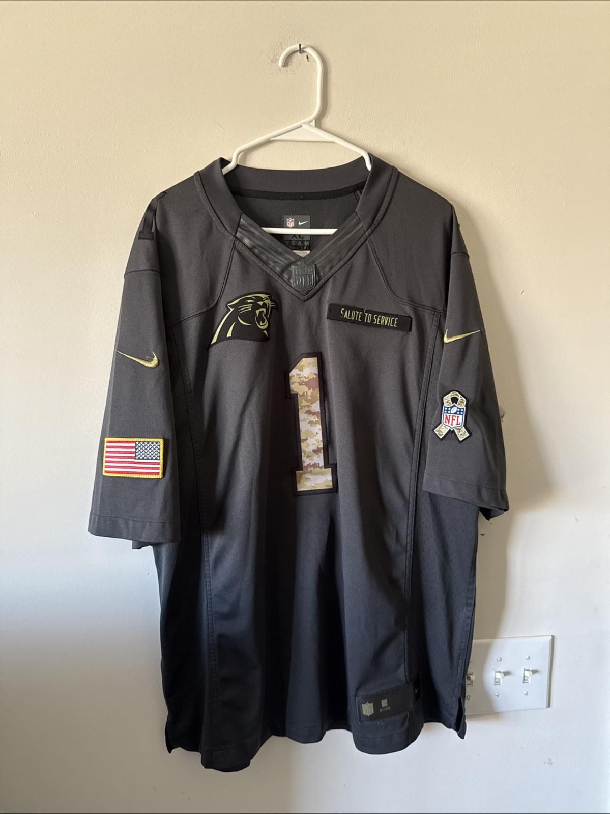Men's Nike Cam Newton #1 Carolina Panthers Salute To Service Jersey Sz XL - RARE - Kyle’s Football Cards