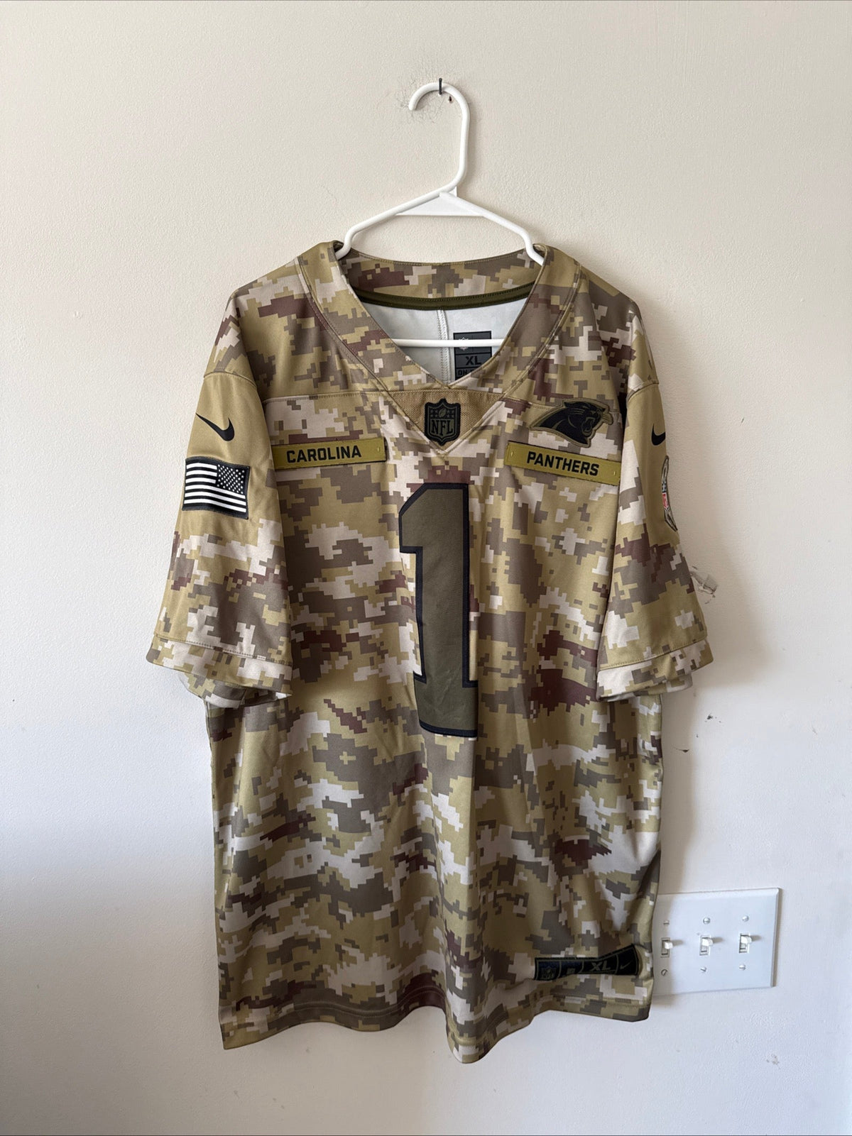 Men's Nike Cam Newton #1 Carolina Panthers Salute to Service Lmtd Jersey Sz XL - Kyle’s Football Cards