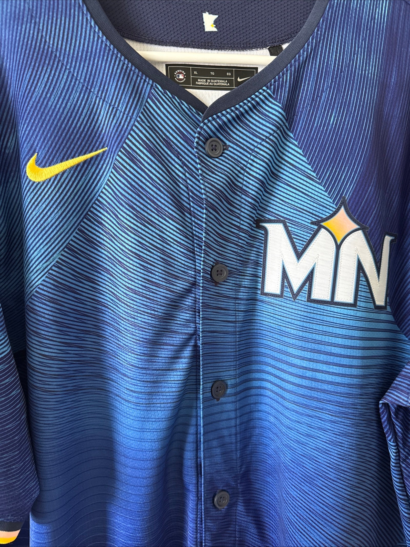 Men’s Nike Carlos Correa 4 Minnesota Twins City Connect MLB Jersey Sz XL - RARE - Kyle’s Football Cards