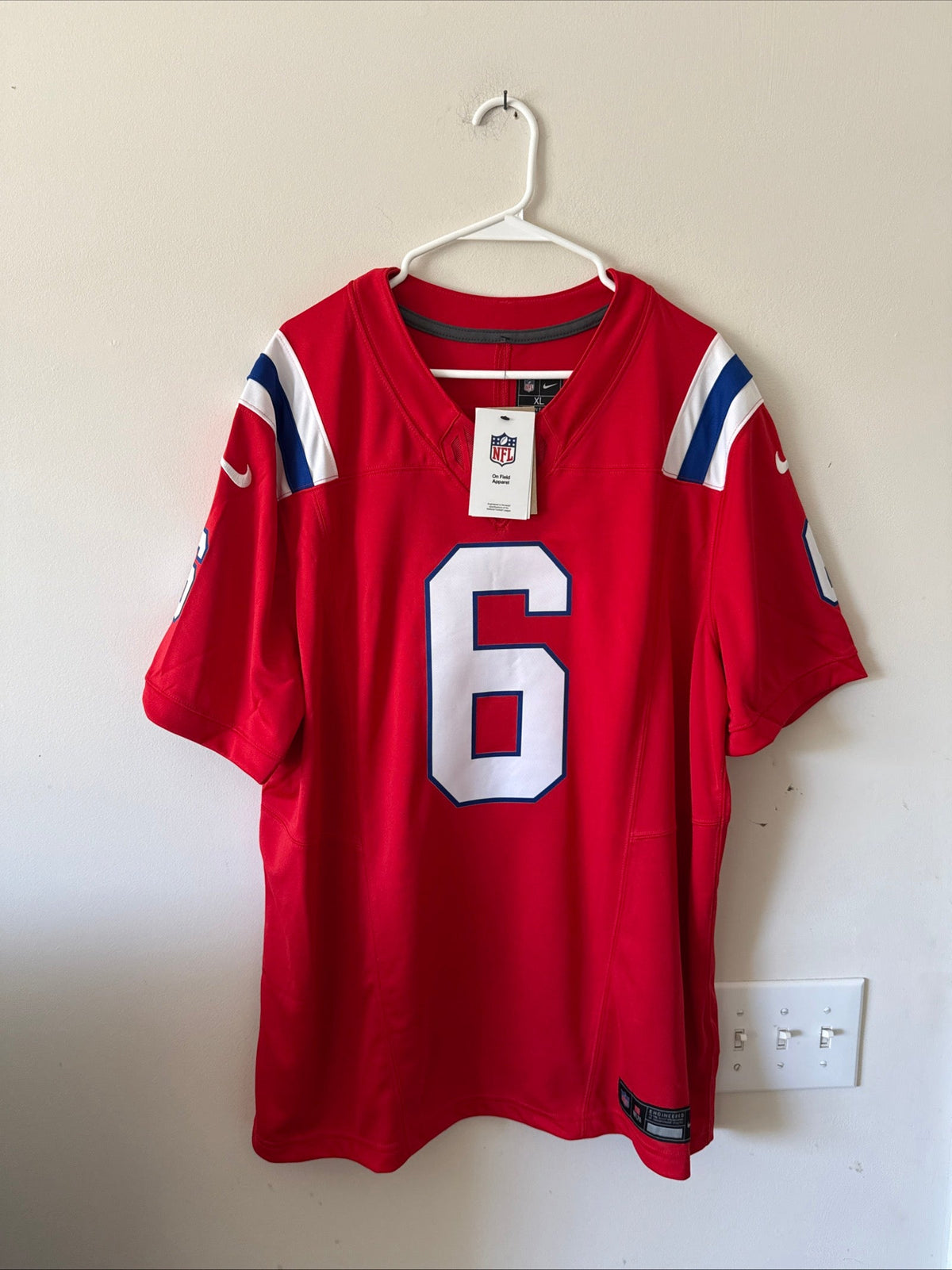 Men's Nike Christian Gonzalez #6 NE Patriots Vapor Lmtd Jersey Sz XL - NWT RARE - Kyle’s Football Cards