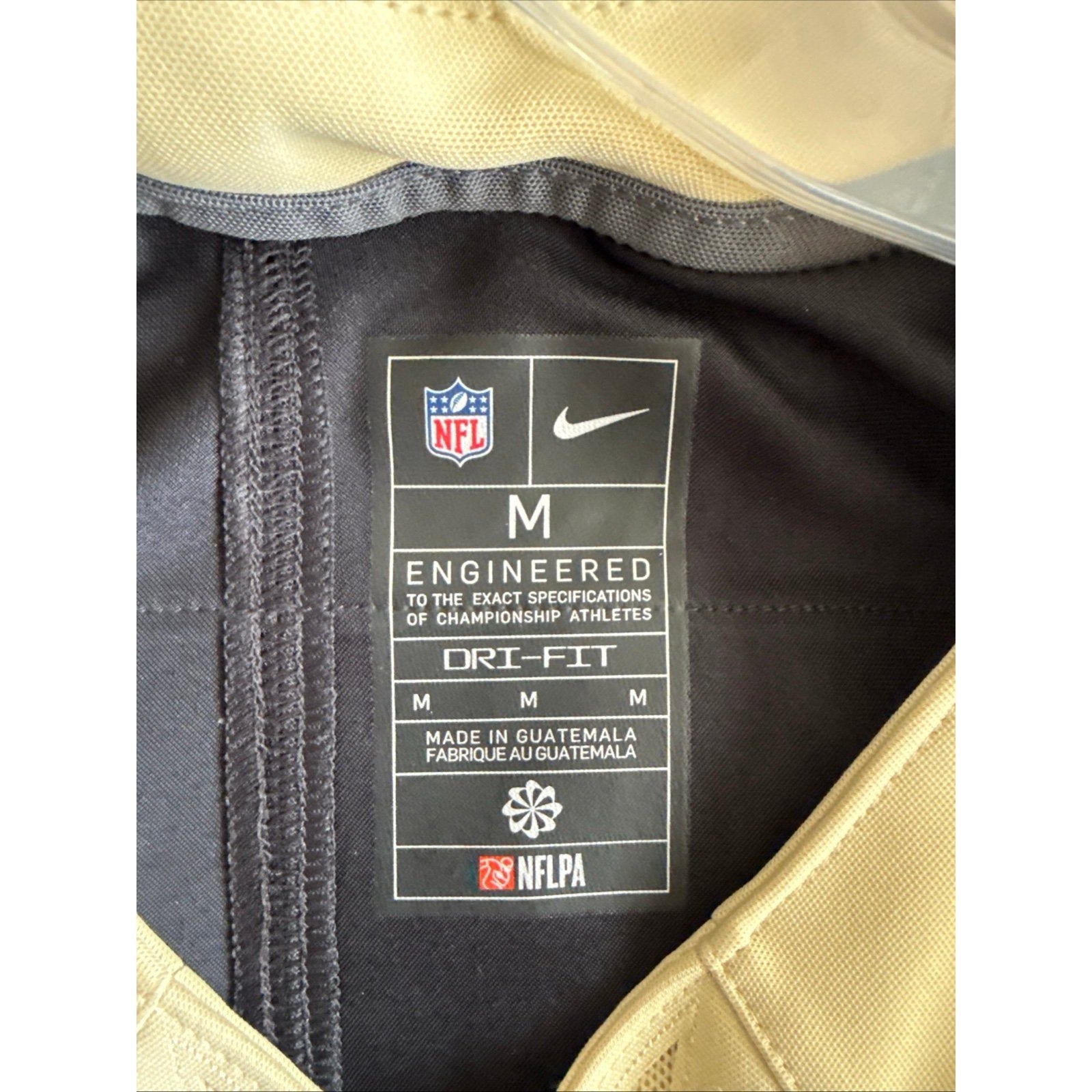 Men’s Nike Derek Carr 4 New Orleans Saints Vapor Lmtd Jersey Sz M - Black RARE - Kyle’s Football Cards