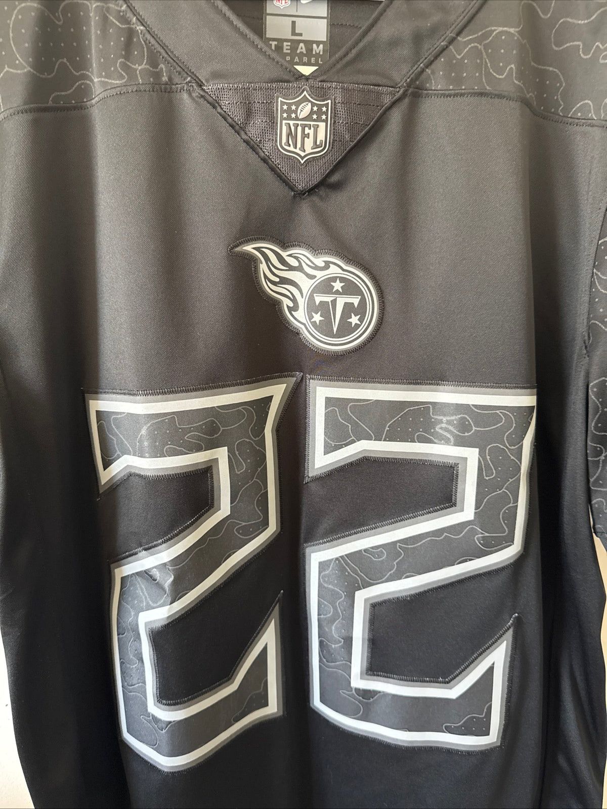 Men's Nike Derrick Henry #22 Tennessee Titans RFLCTV Limited Jersey Sz L - RARE - Kyle’s Football Cards