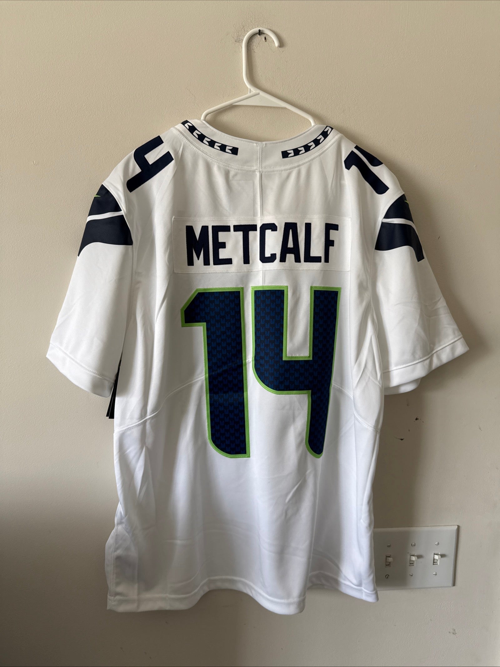 Men's Nike DK Metcalf 14 Seattle Seahawks Vapor Lmtd NFL Jersey Sz XL NWT RARE - Kyle’s Football Cards