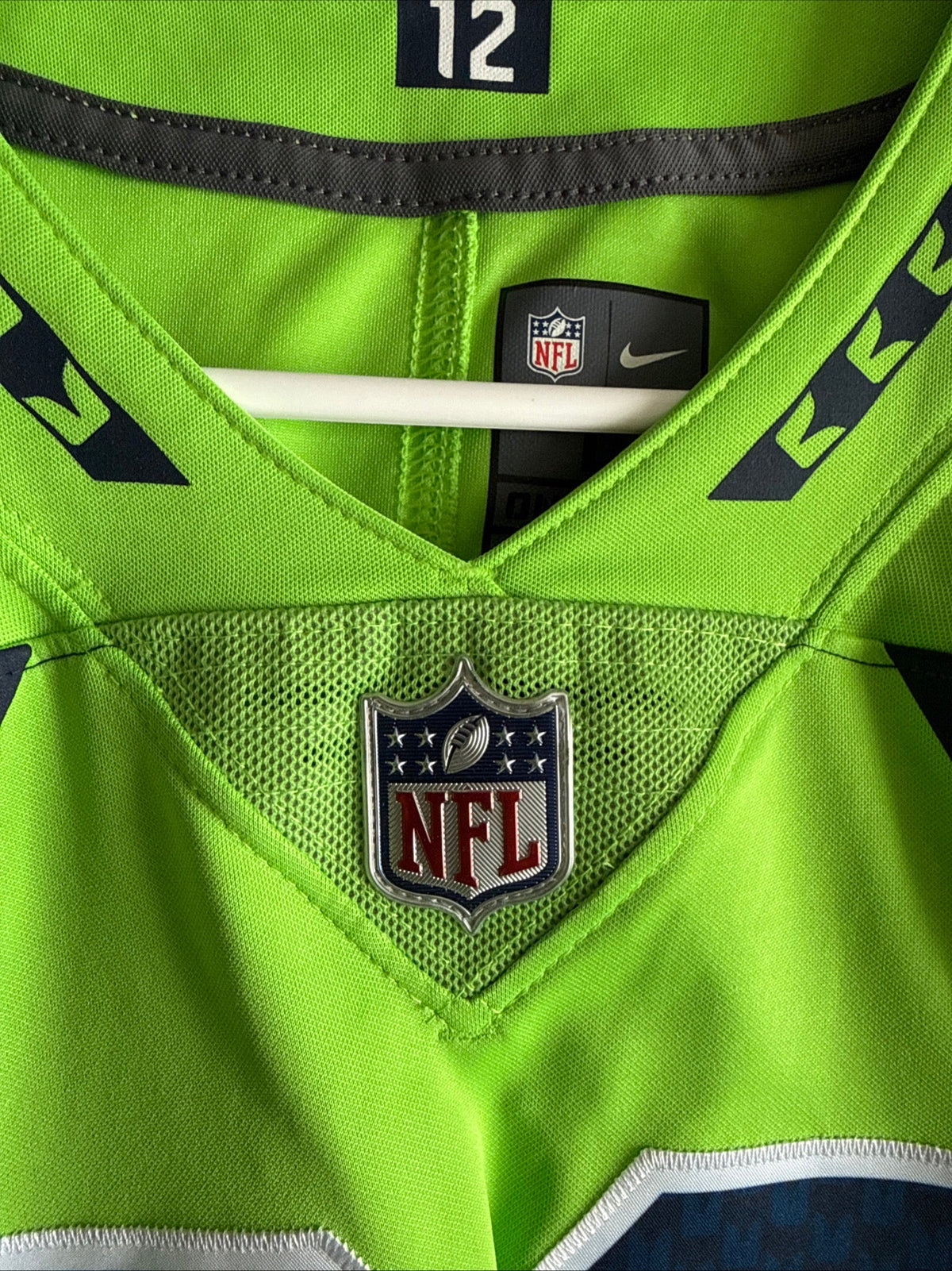 Men's Nike Earl Thomas 29 Seahawks Color Rush Vapor Lmtd NFL Jersey Sz L - RARE - Kyle’s Football Cards
