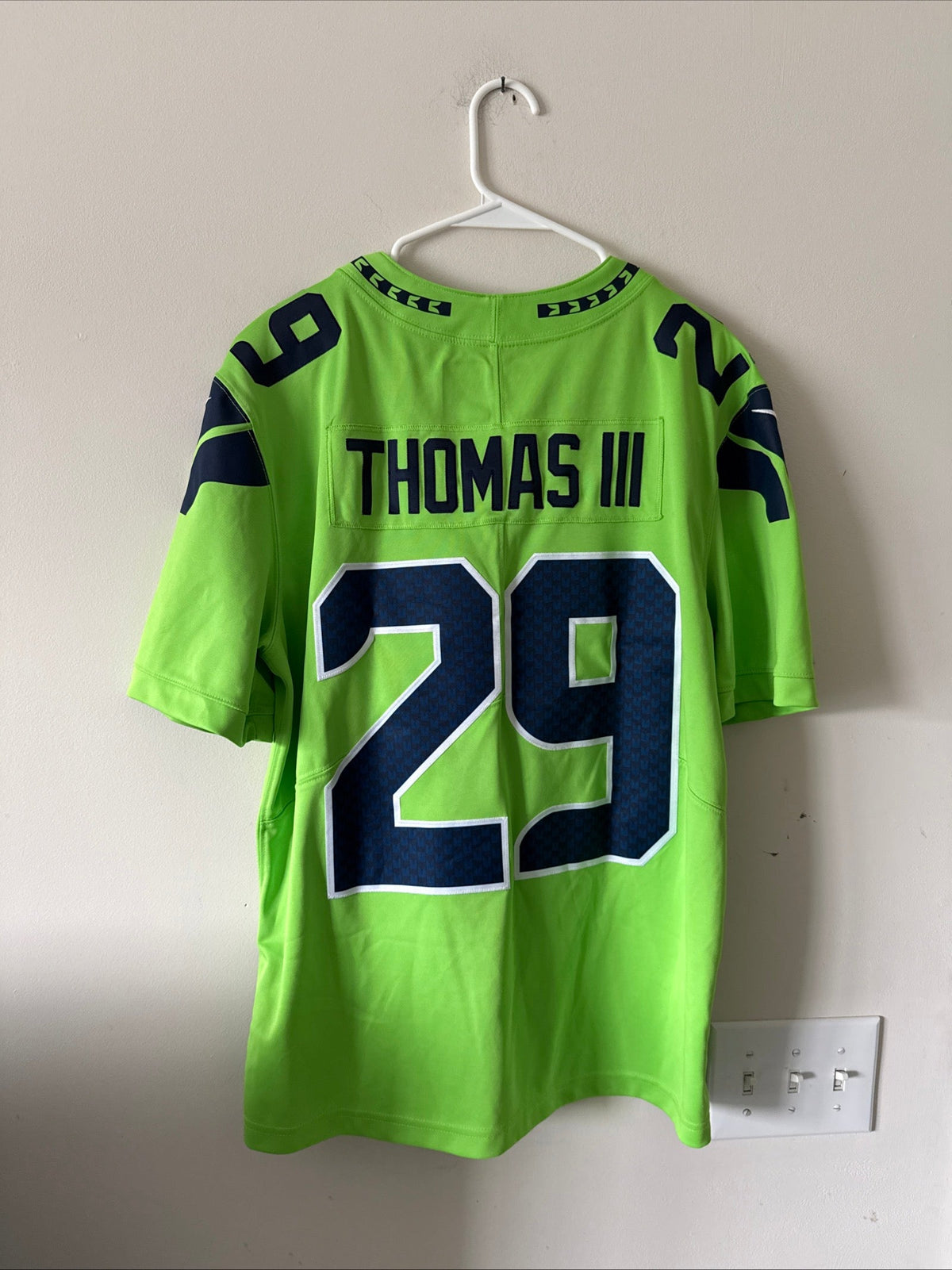 Men's Nike Earl Thomas 29 Seahawks Color Rush Vapor Lmtd NFL Jersey Sz L - RARE - Kyle’s Football Cards