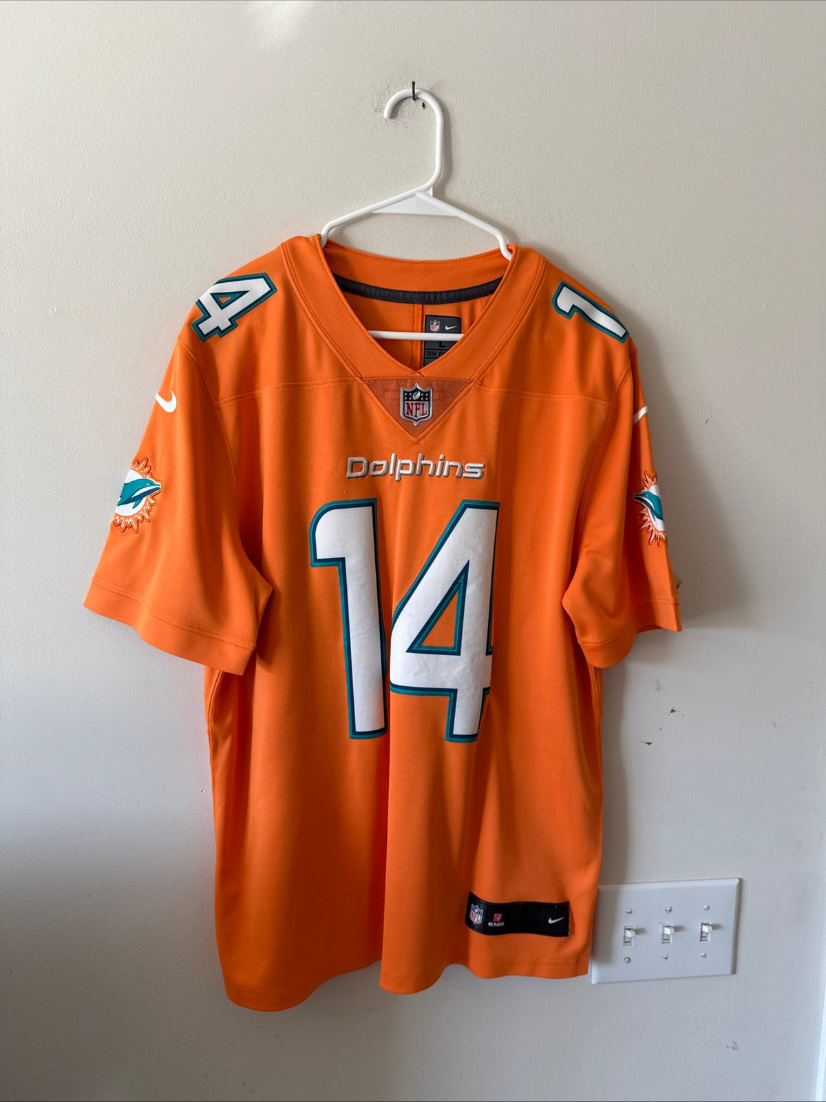 Men's Nike Jarvis Landry #14 Miami Dolphins Vapor Lmtd Color Rush Jersey Sz L - Kyle’s Football Cards