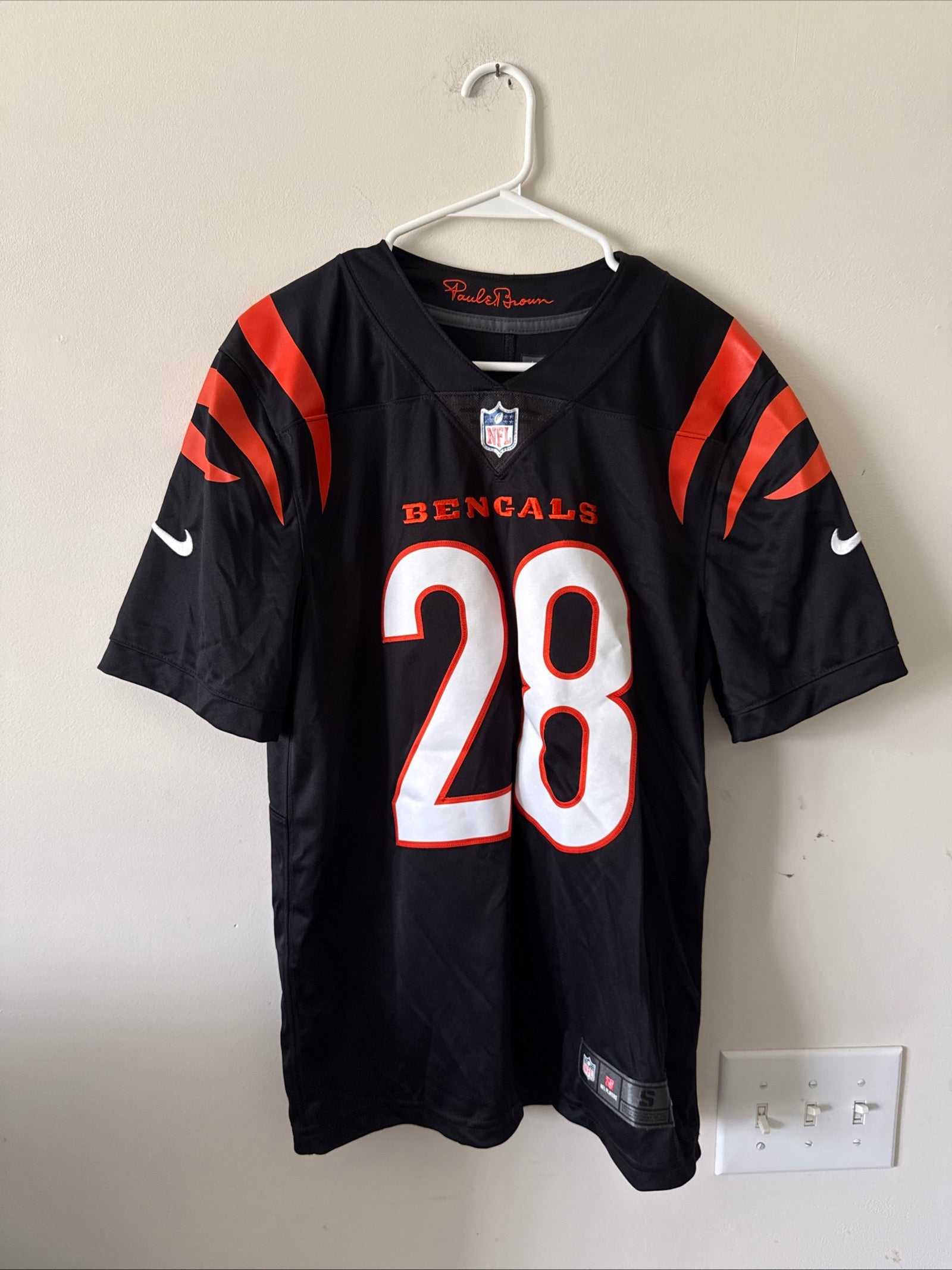 Men's Nike Joe Mixon 28 Cincinnati Bengals Vapor Lmtd NFL Jersey Sz S - RARE - Kyle’s Football Cards